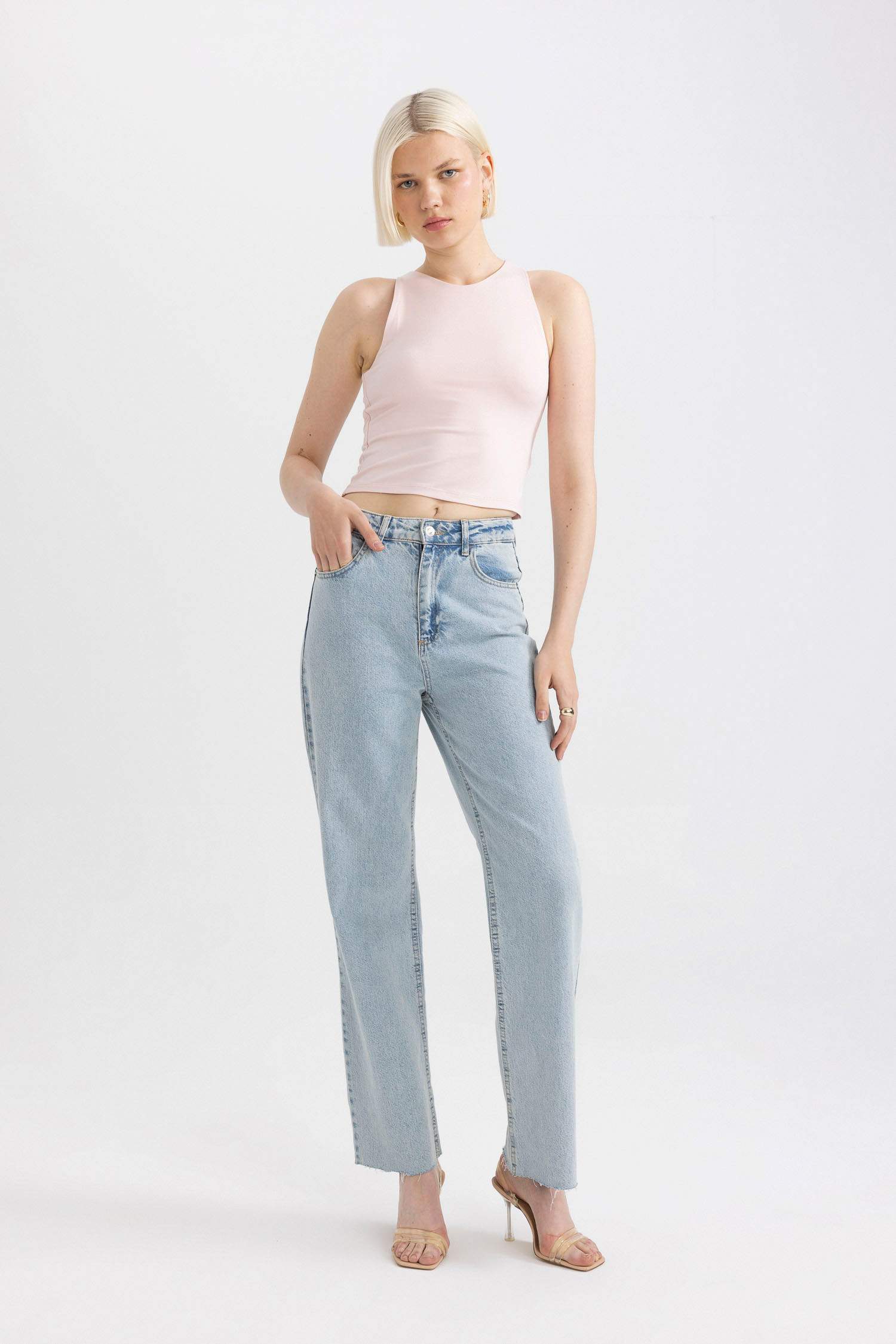 Slim Fit Dar Kesim Halter Yaka Atlet