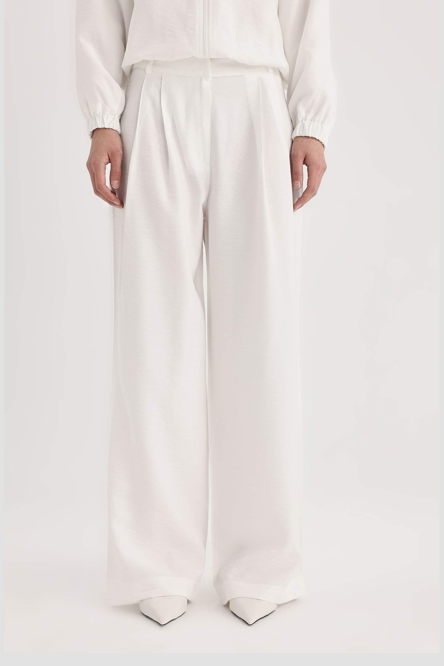 Wide Leg Geniş Bol Paça Cepli Basic Düz Klasik Beyaz Pantolon