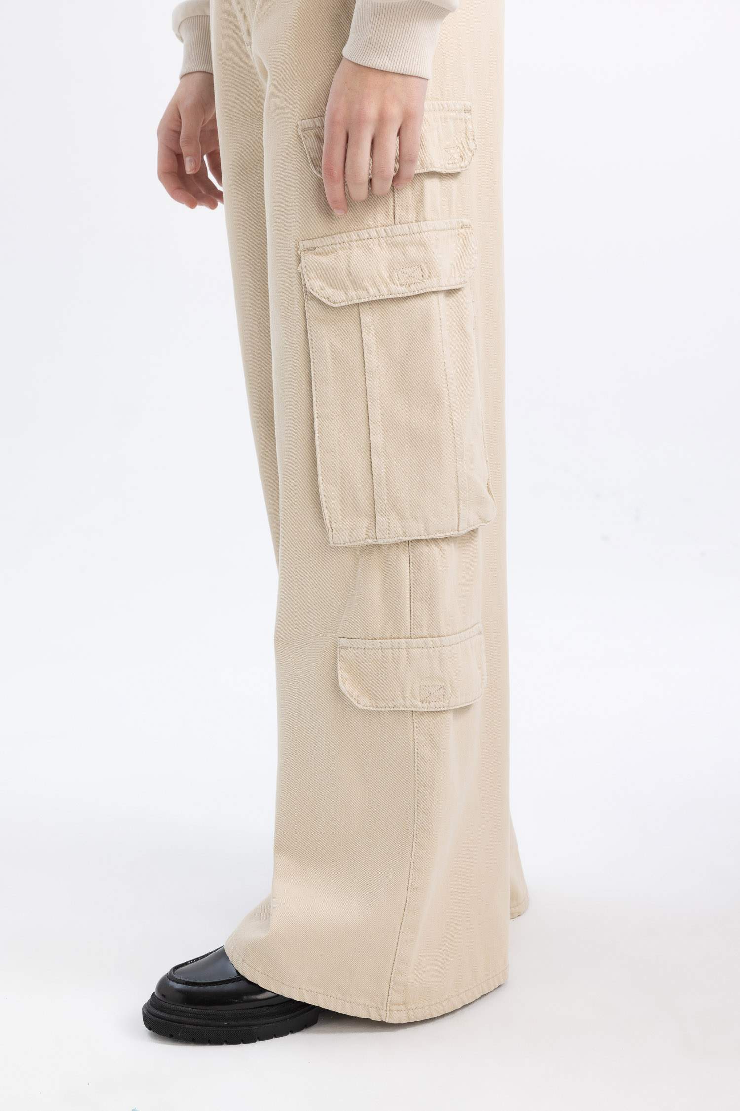 Basic Düz Wide Leg Geniş Bol Paça Pantolon Gabardin Kumaş Kargo Cepli