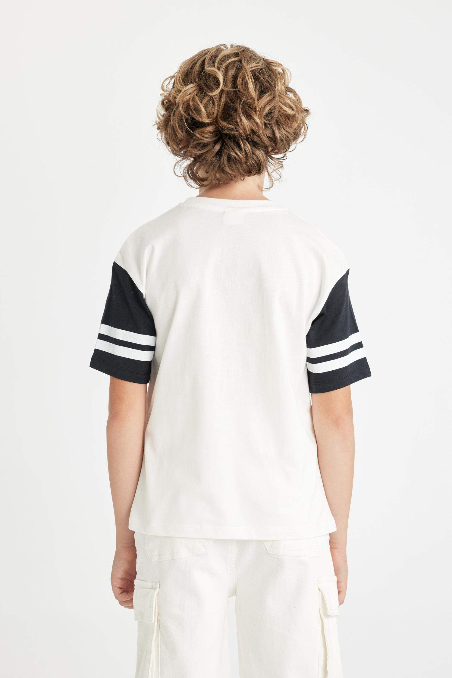 Erkek Çocuk Oversize Geniş Kalıp Bisiklet Yaka Baskılı Kısa Kollu Tişört