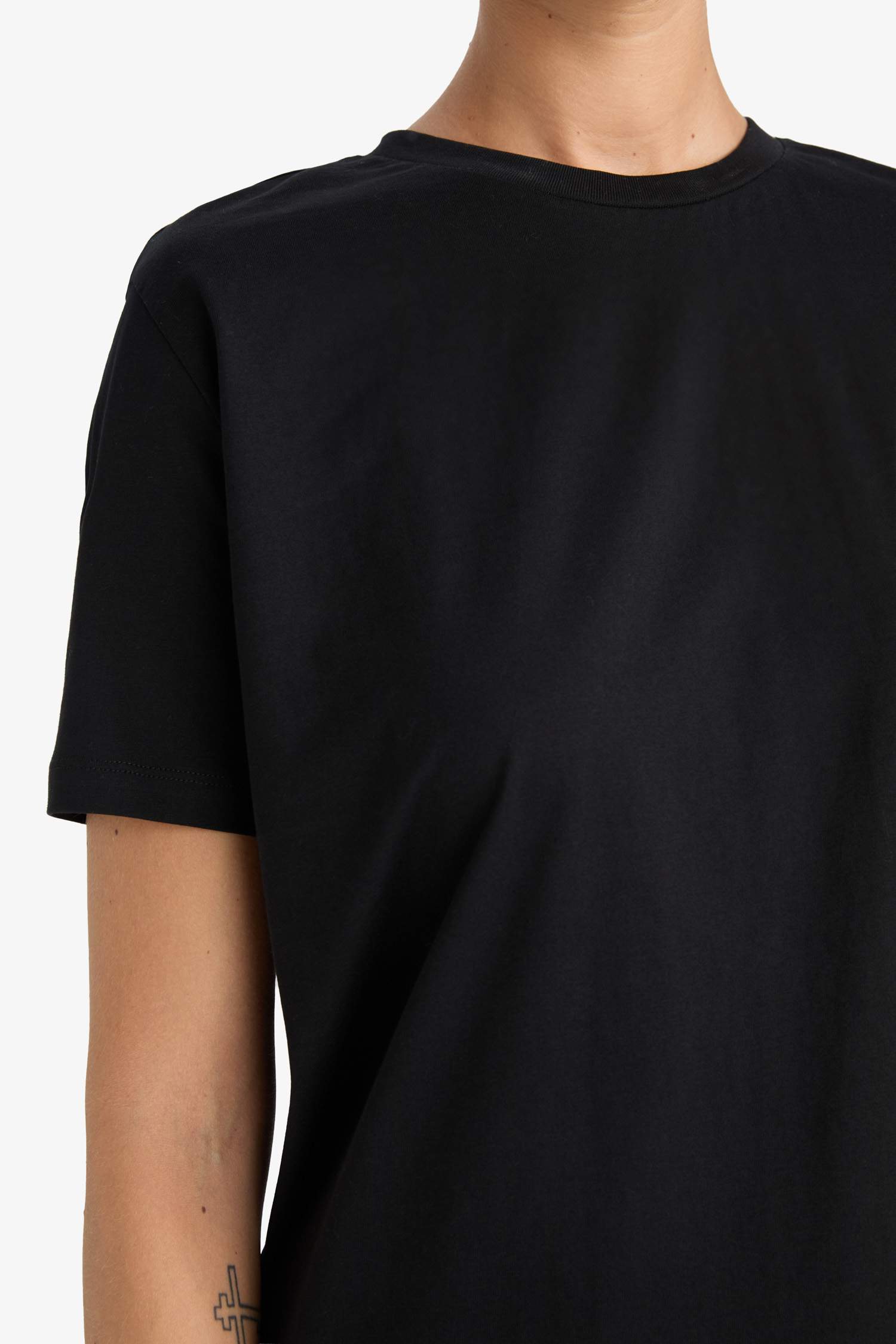 Regular Fit Crew Neck Basic Cotton T-Shirt