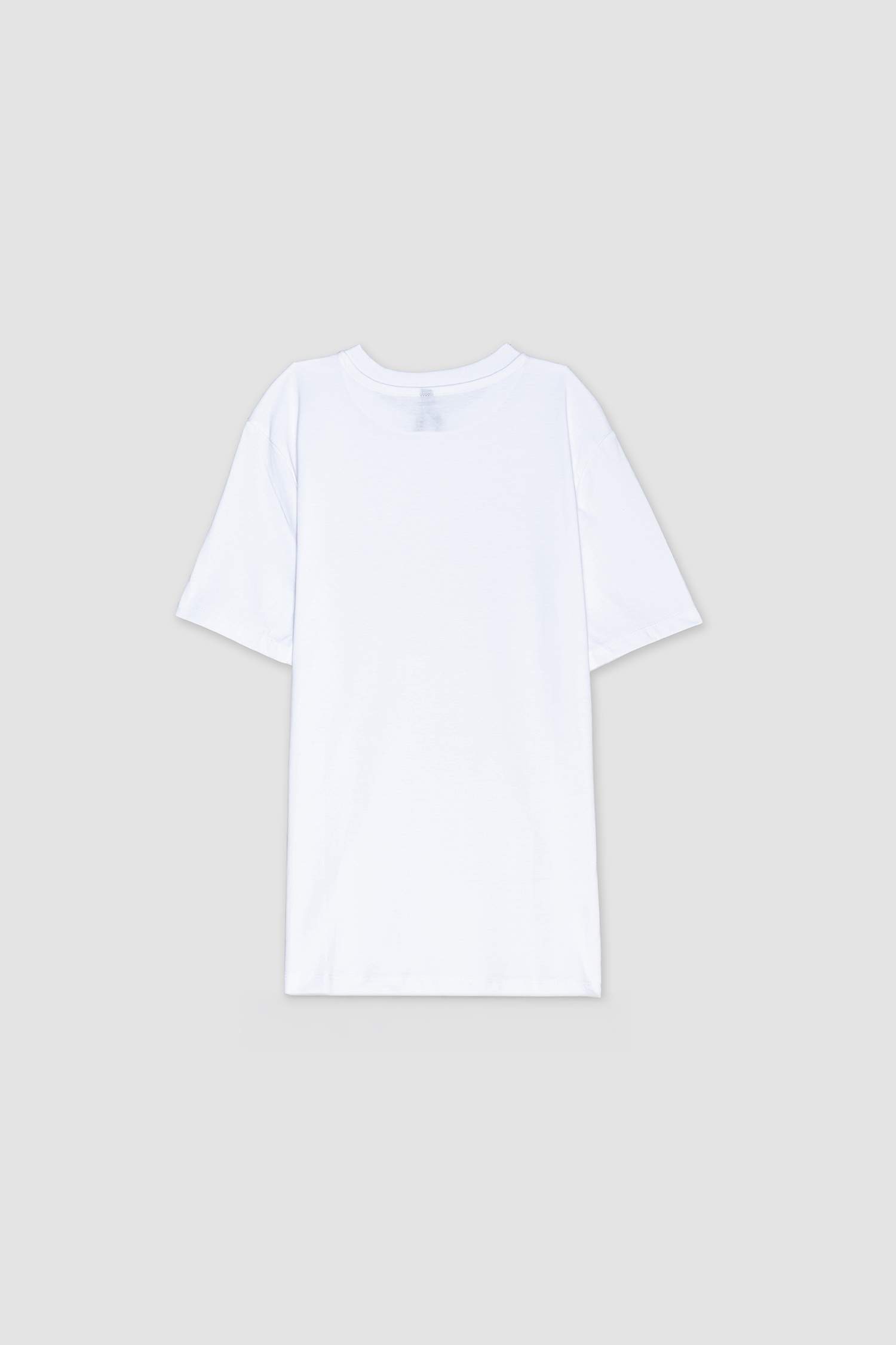 تيشيرت بيزك سادة نص كم قصة عادية برقبة مستديرة