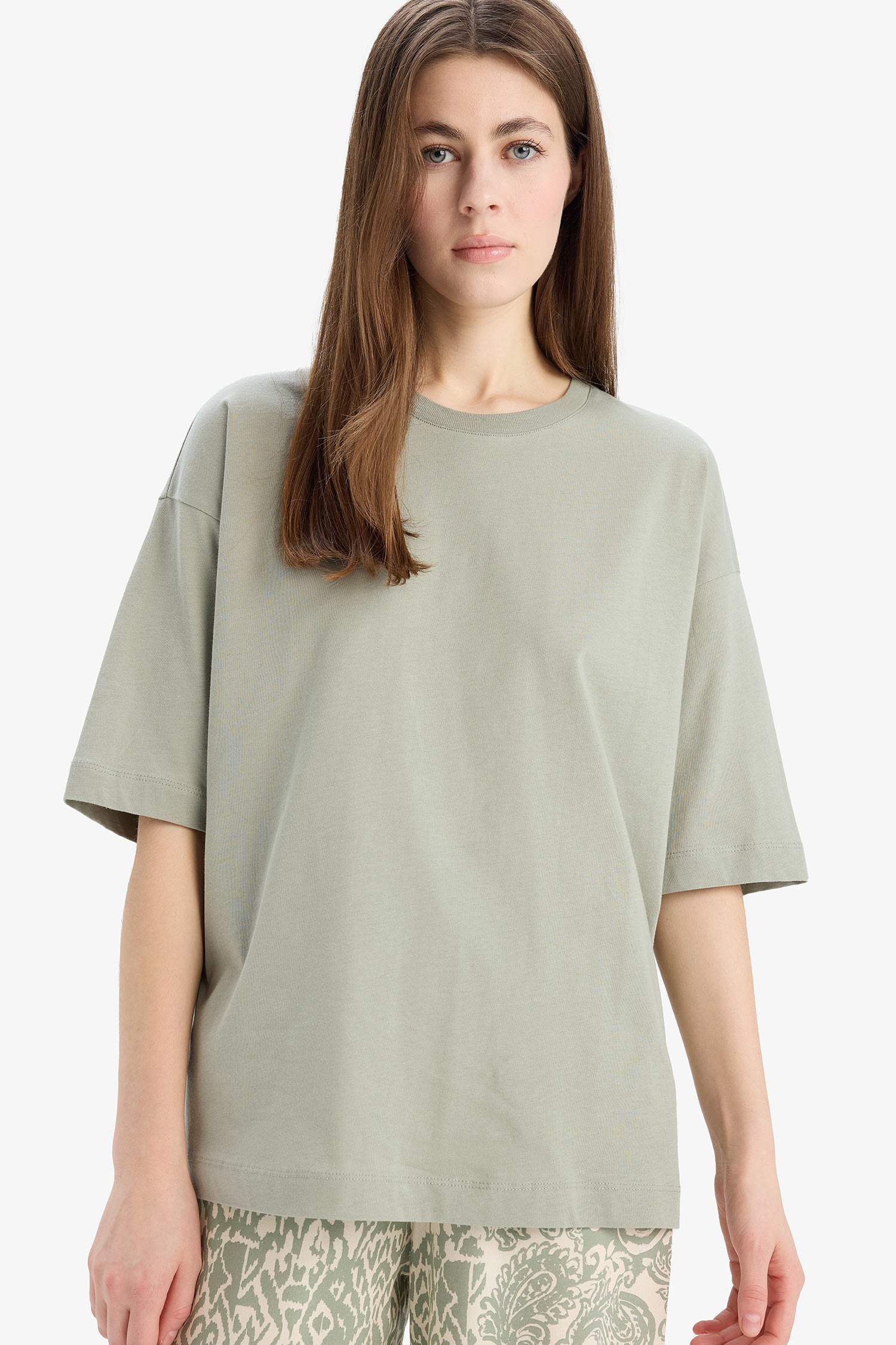 Oversize Fit Crew Neck Basic Cotton Short Sleeve T-Shirt