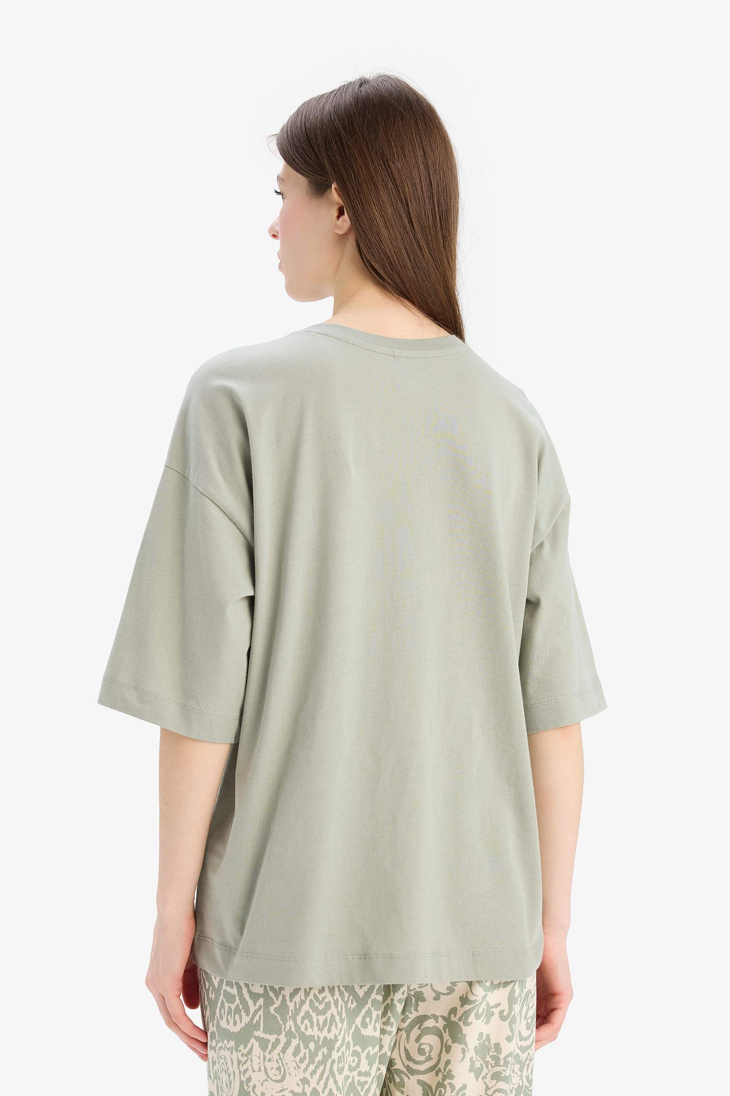 Oversize Fit Crew Neck Basic Cotton Short Sleeve T-Shirt