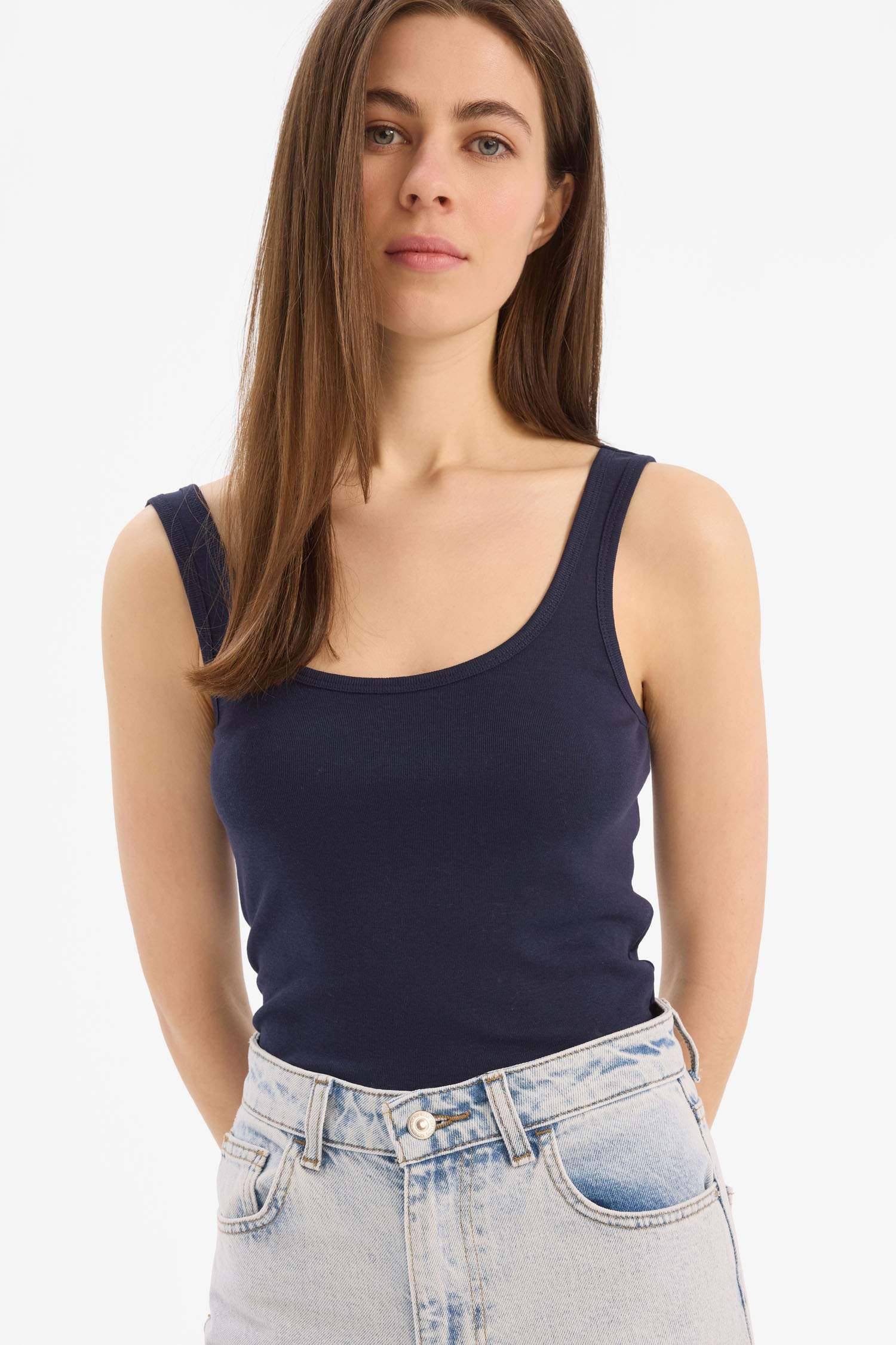 Slim Fit Basic Ribana Round Collar Sleeveless Tank Top