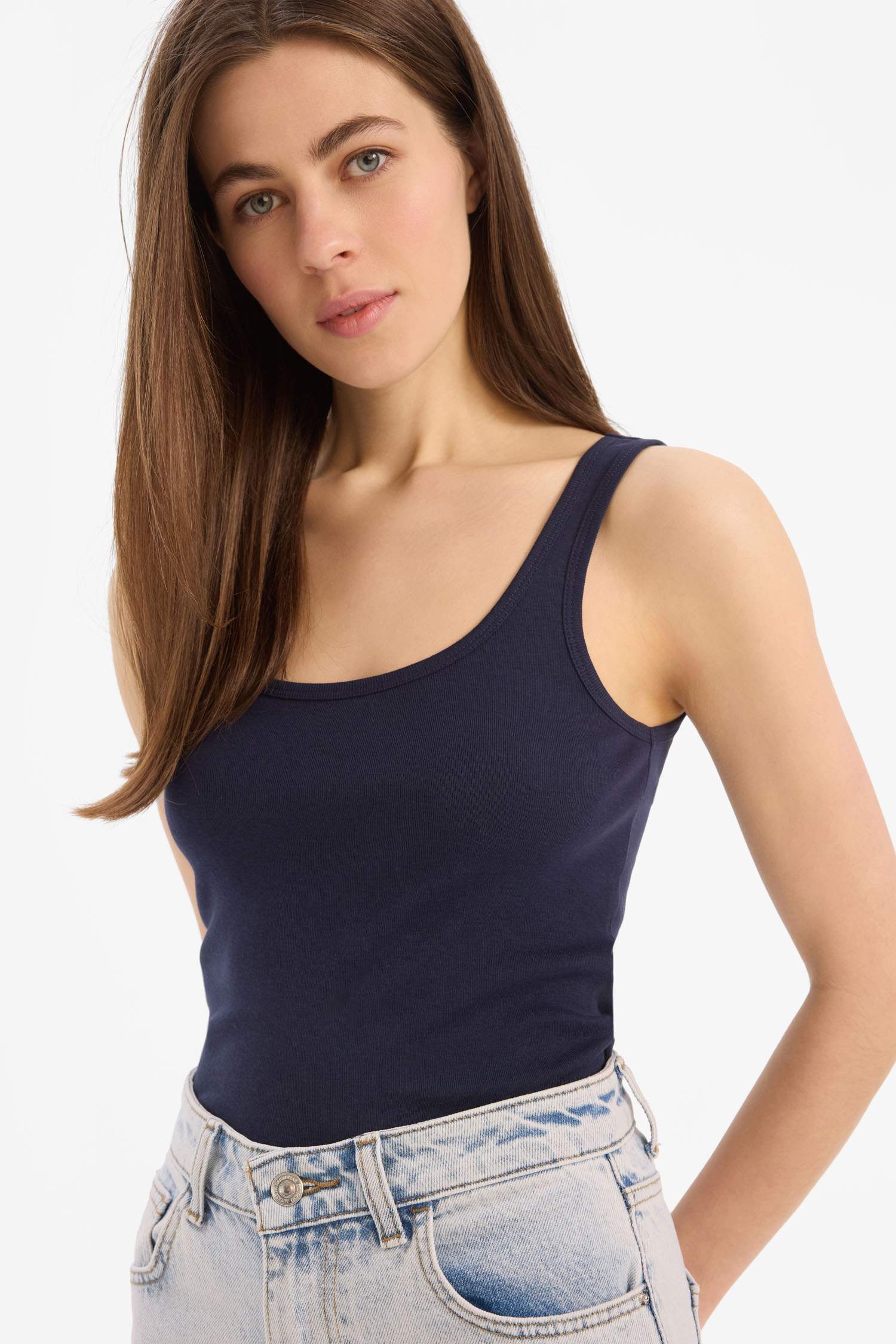 Slim Fit Basic Ribana Round Collar Sleeveless Tank Top