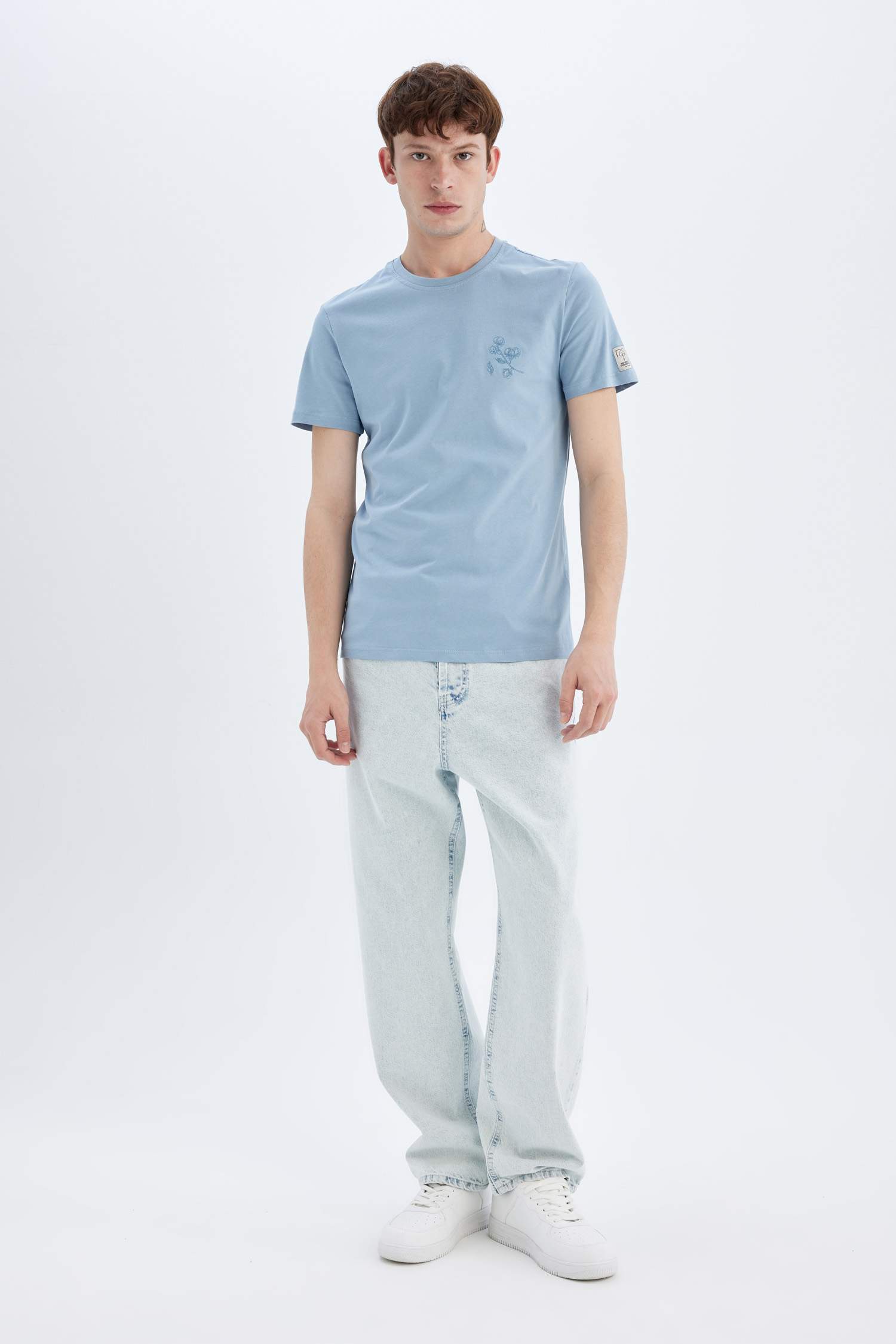 Slim Fit Crew Neck Printed Organic Cotton Short Sleeve T-Shirt