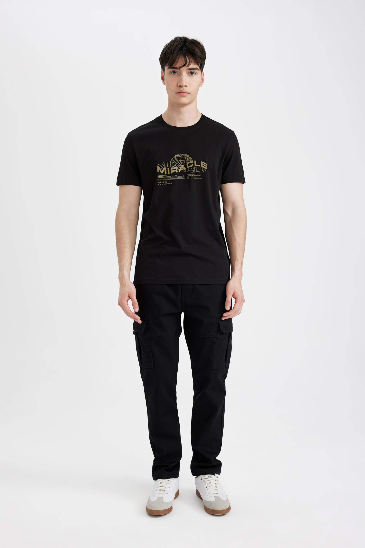 Slim Fit Slim Cut Crew Neck Printed Short Sleeve T-Shirt