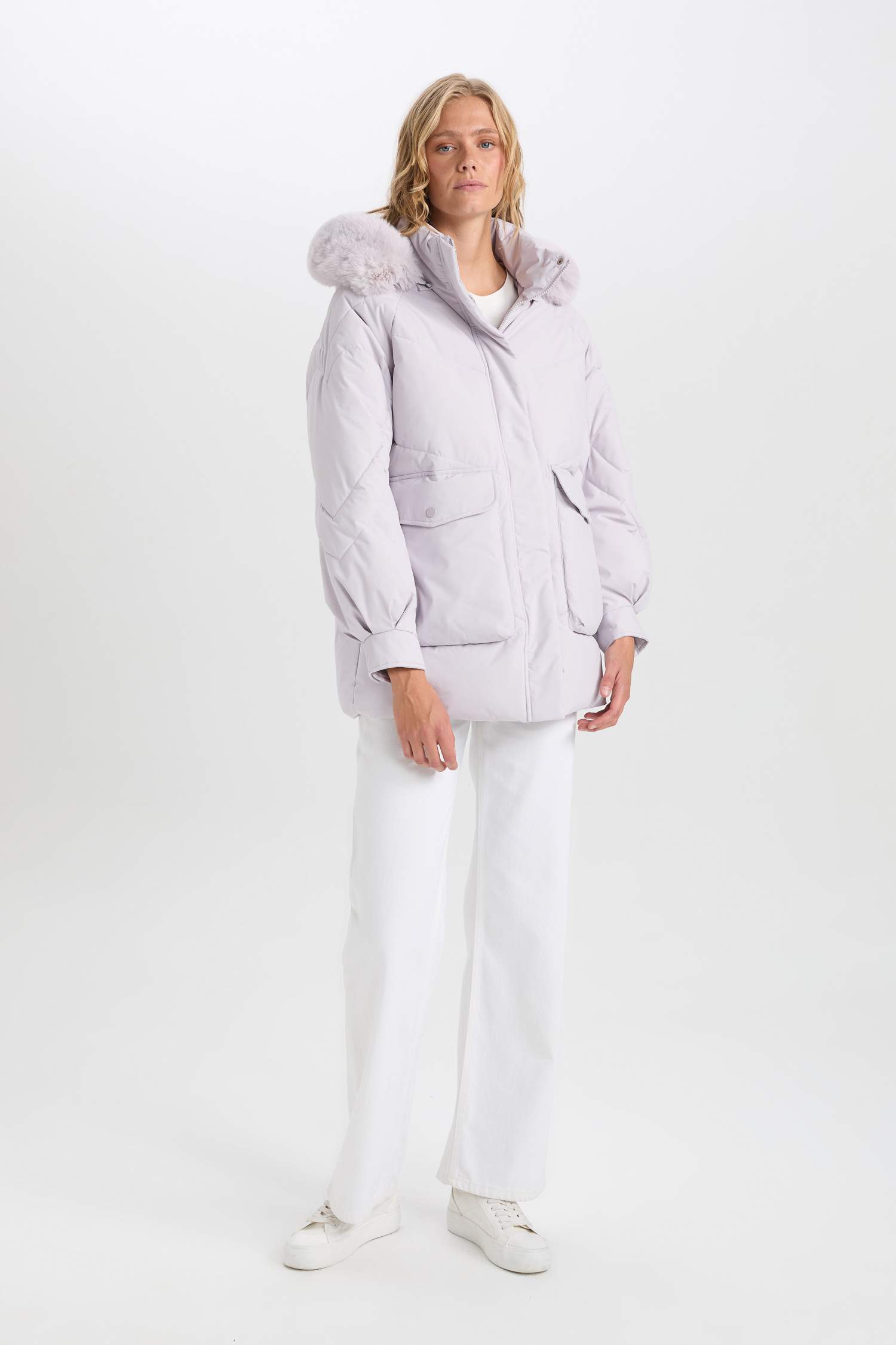 бас киімді Пальто