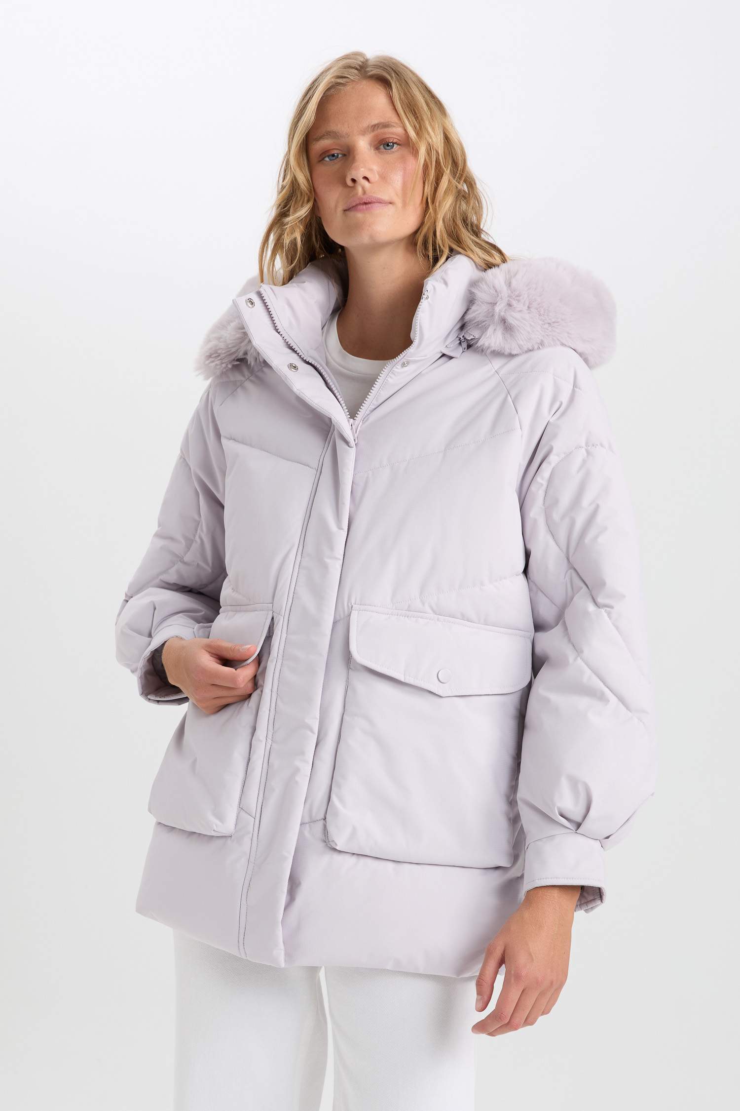 бас киімді Пальто