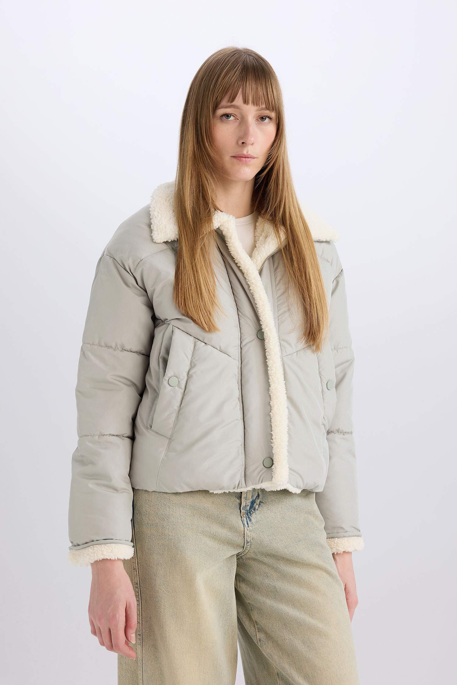 Su İtici Şişme Mont Geniş Yakalı İçi Süni Kürklü Fermuarlı Cepli