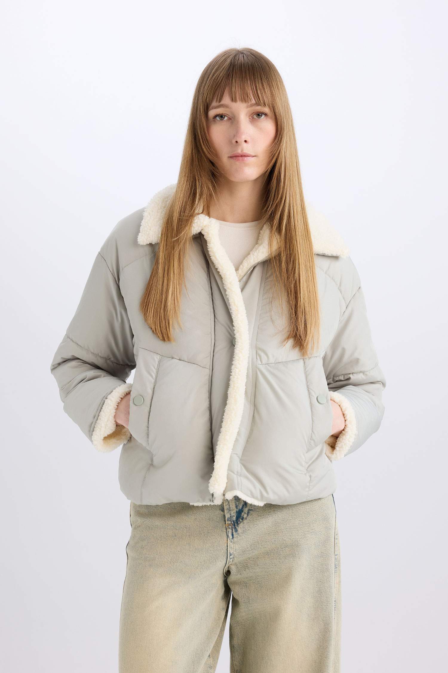 Su İtici Şişme Mont Geniş Yakalı İçi Süni Kürklü Fermuarlı Cepli