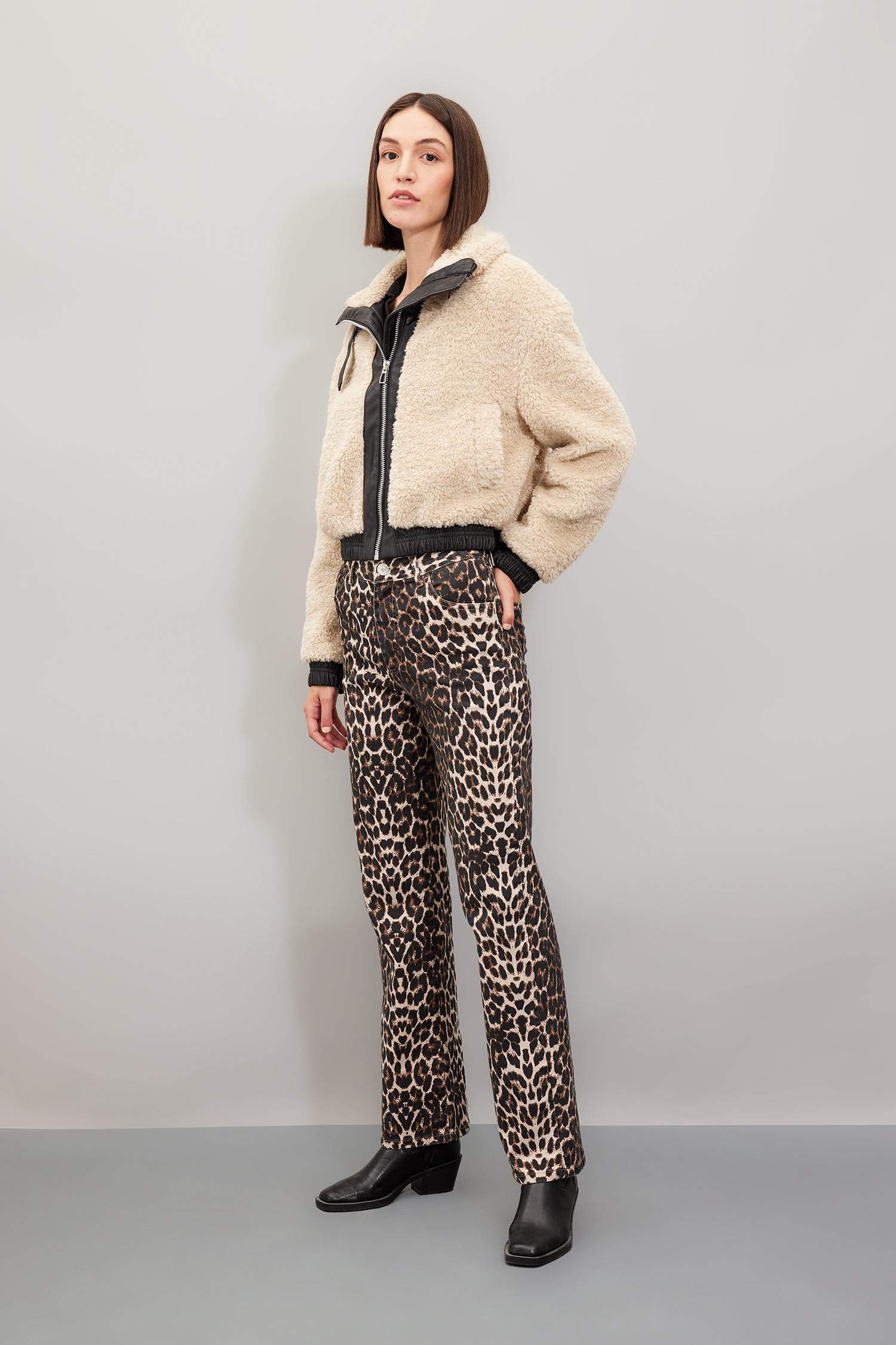 Dik Yaka Suni Kürk Fermuarlı Mont Ceket