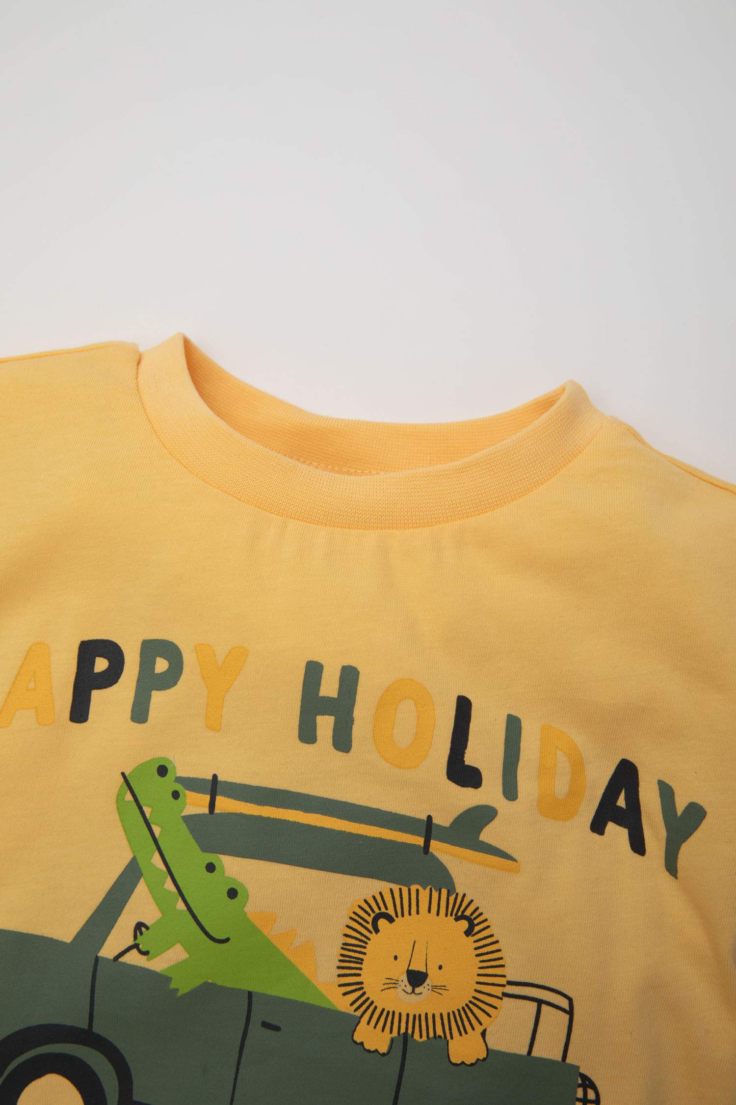 Erkek Bebek Bisiklet Yaka Araç Baskılı Kısa Kollu Tişört