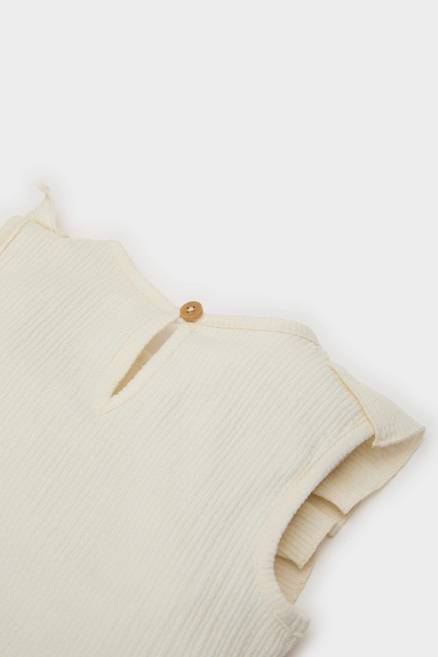 طقم بياقة مستديرة من قطعتين