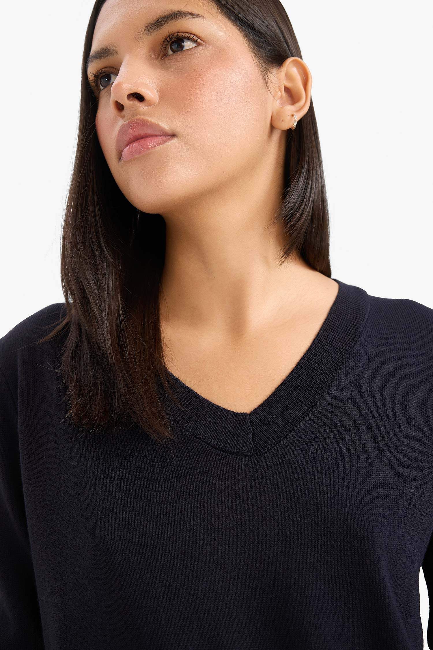 Relax Fit V-Neck Pullover