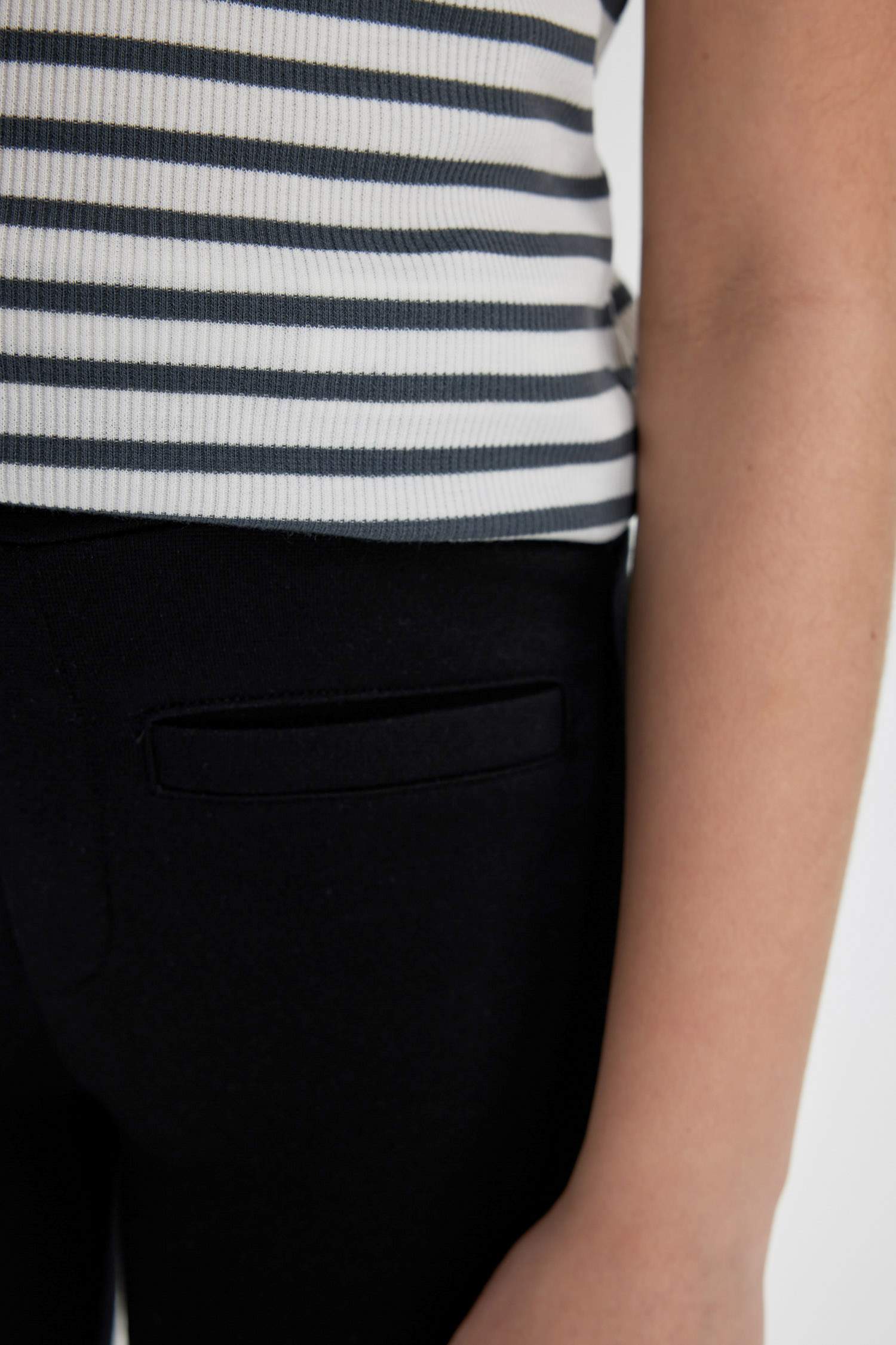 سروال ليجن بناتي ستاندارت