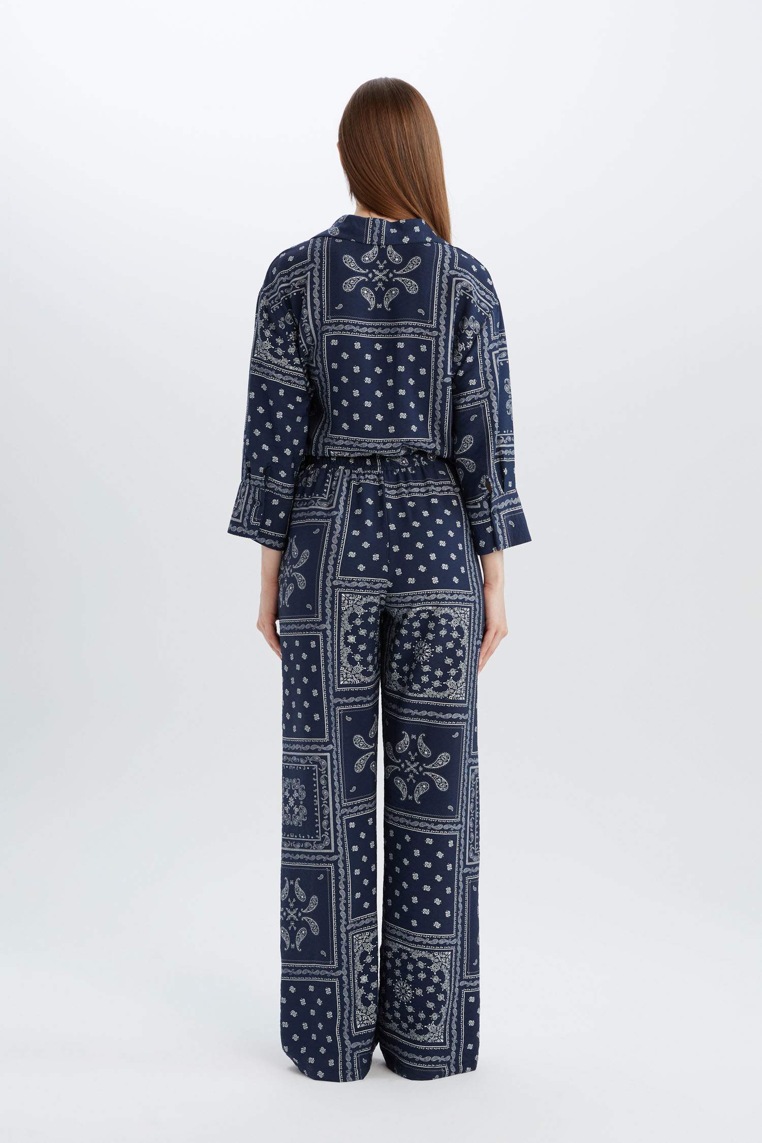 بنطلون وايد ليج برجل واسع وخصر عالي