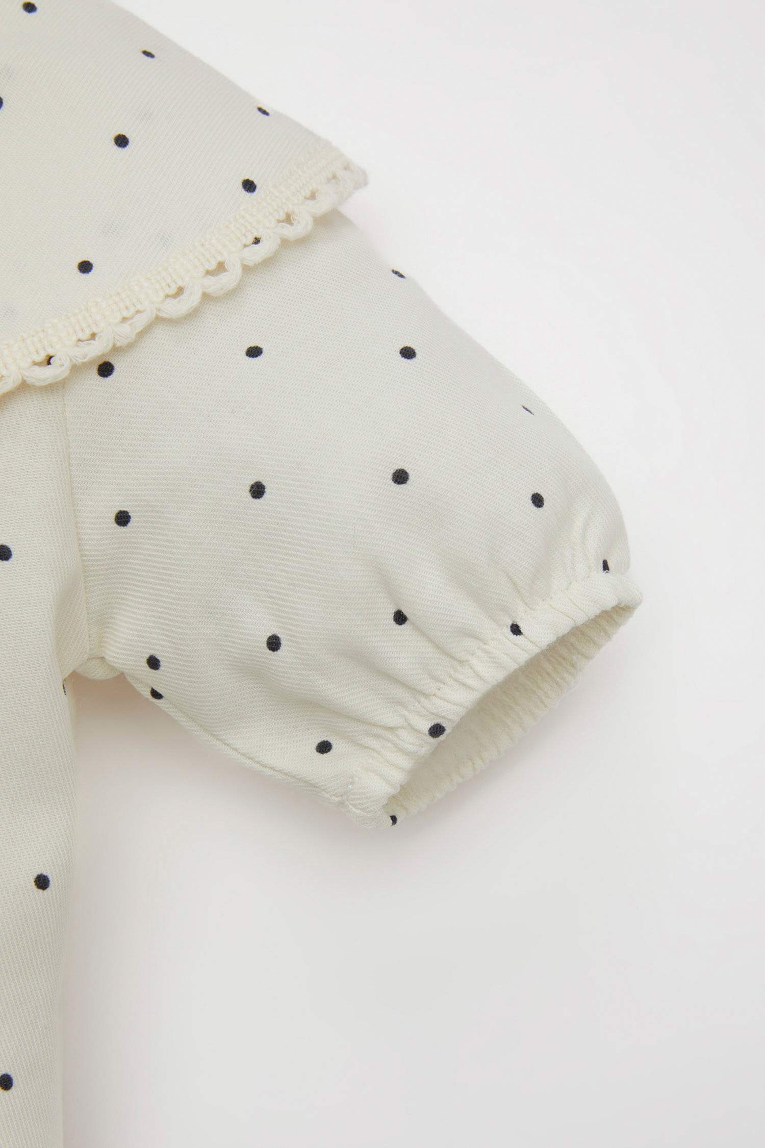 Baby Girl Polka Dot Blouse Shorts 2 Piece Set