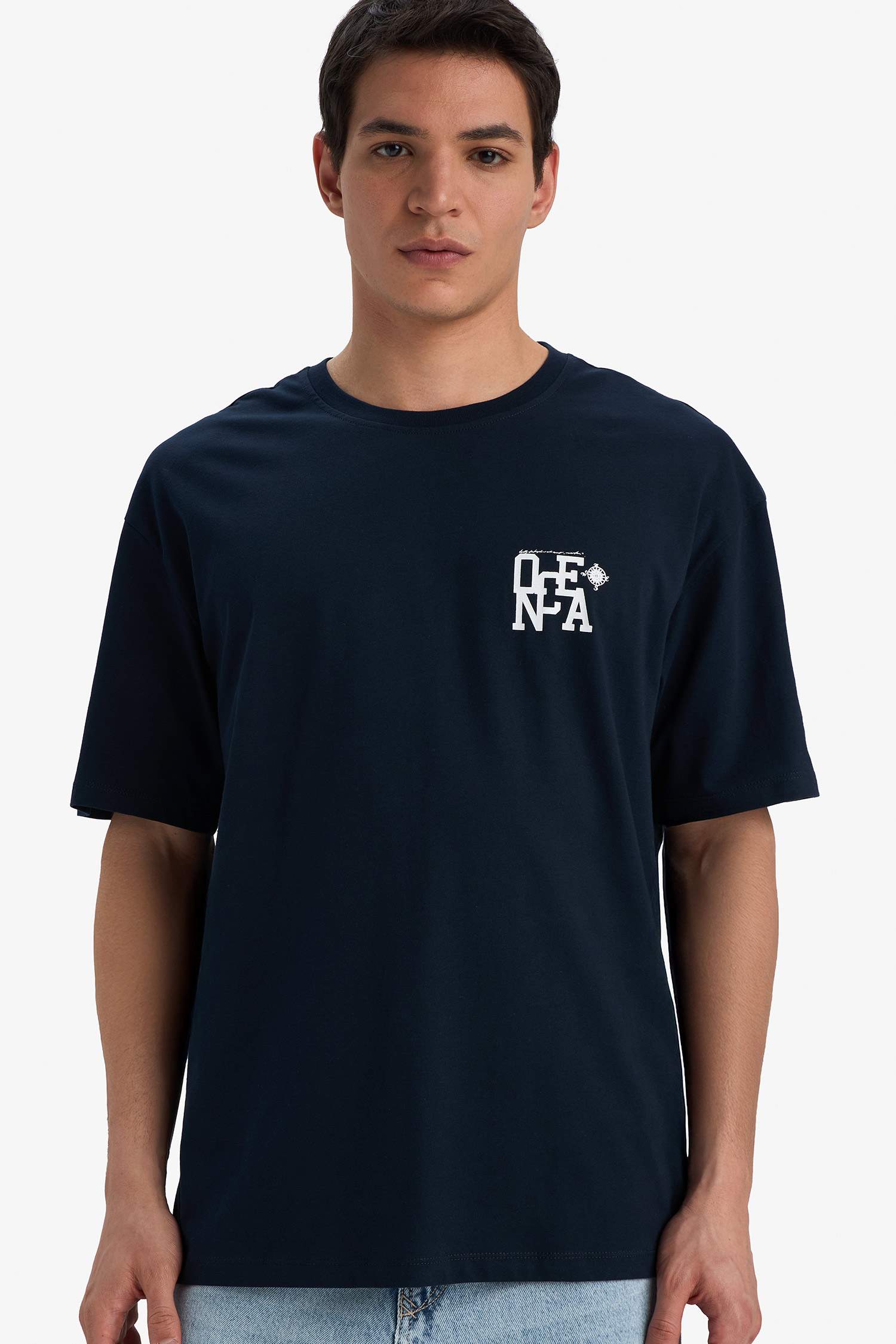 Comfort Fit Crew Neck Printed Short Sleeve T-Shirt