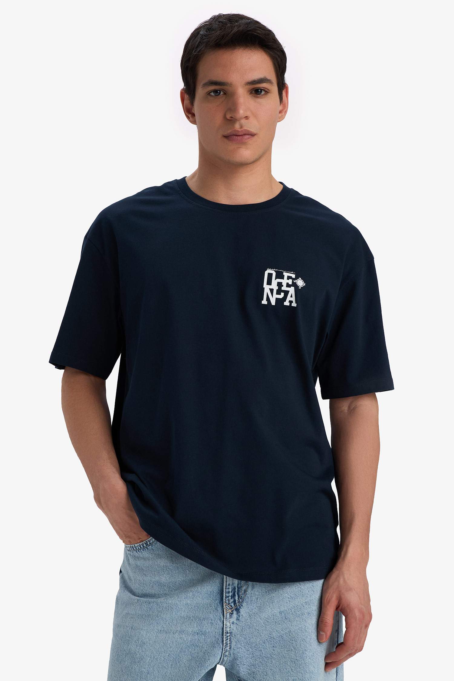 Comfort Fit Crew Neck Printed Short Sleeve T-Shirt