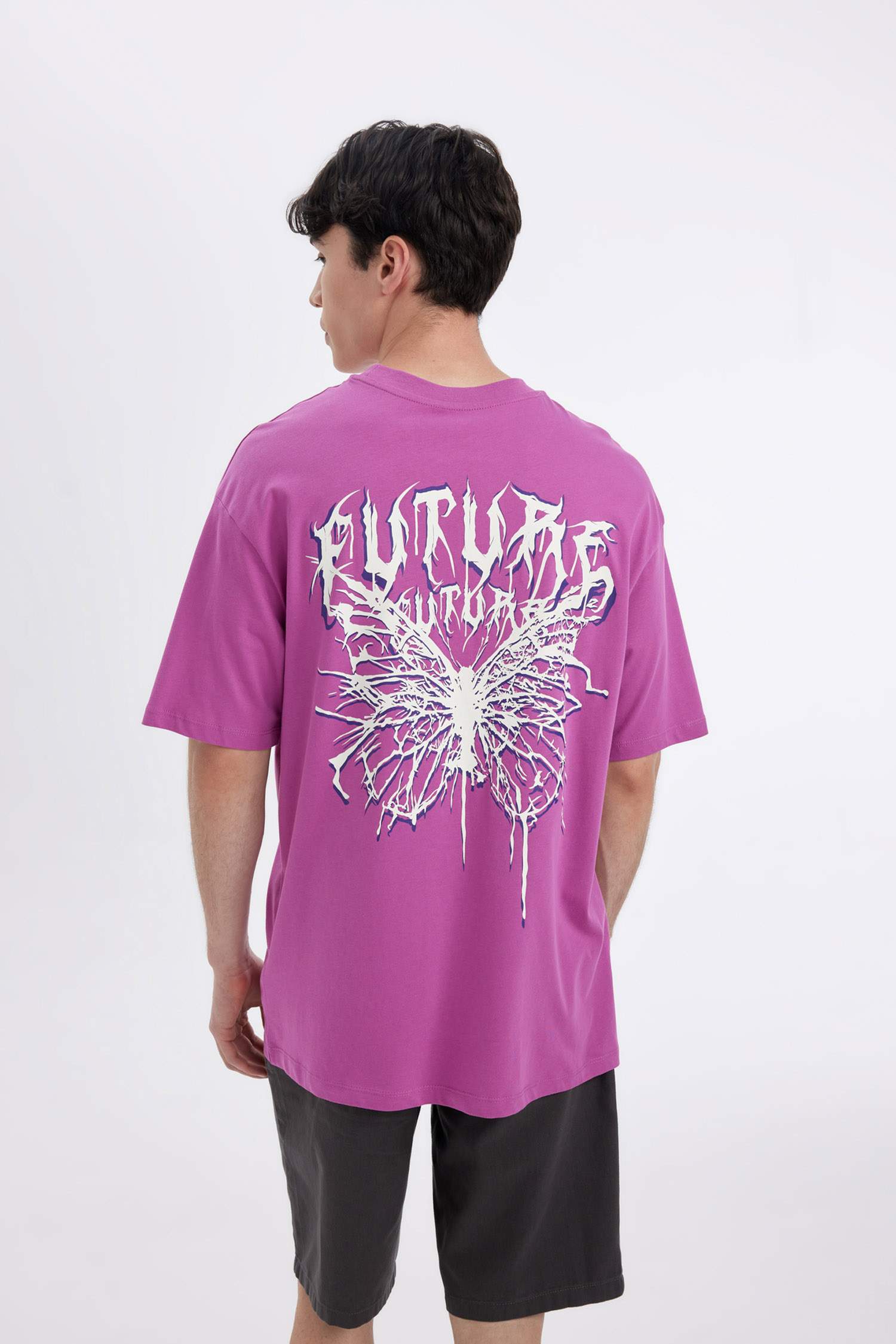 Comfort Fit Crew Neck Printed Short Sleeve T-Shirt