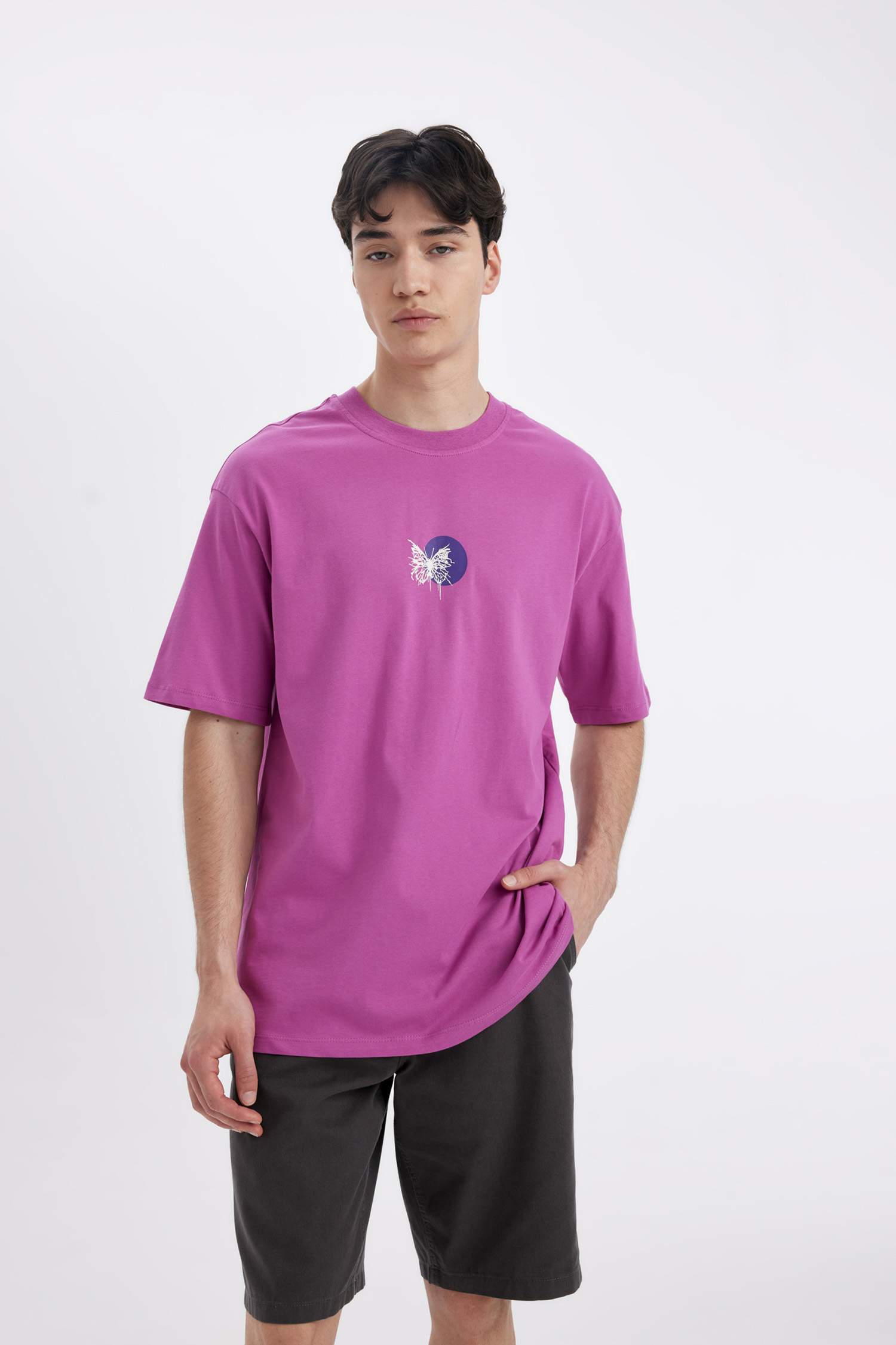 Comfort Fit Crew Neck Printed Short Sleeve T-Shirt