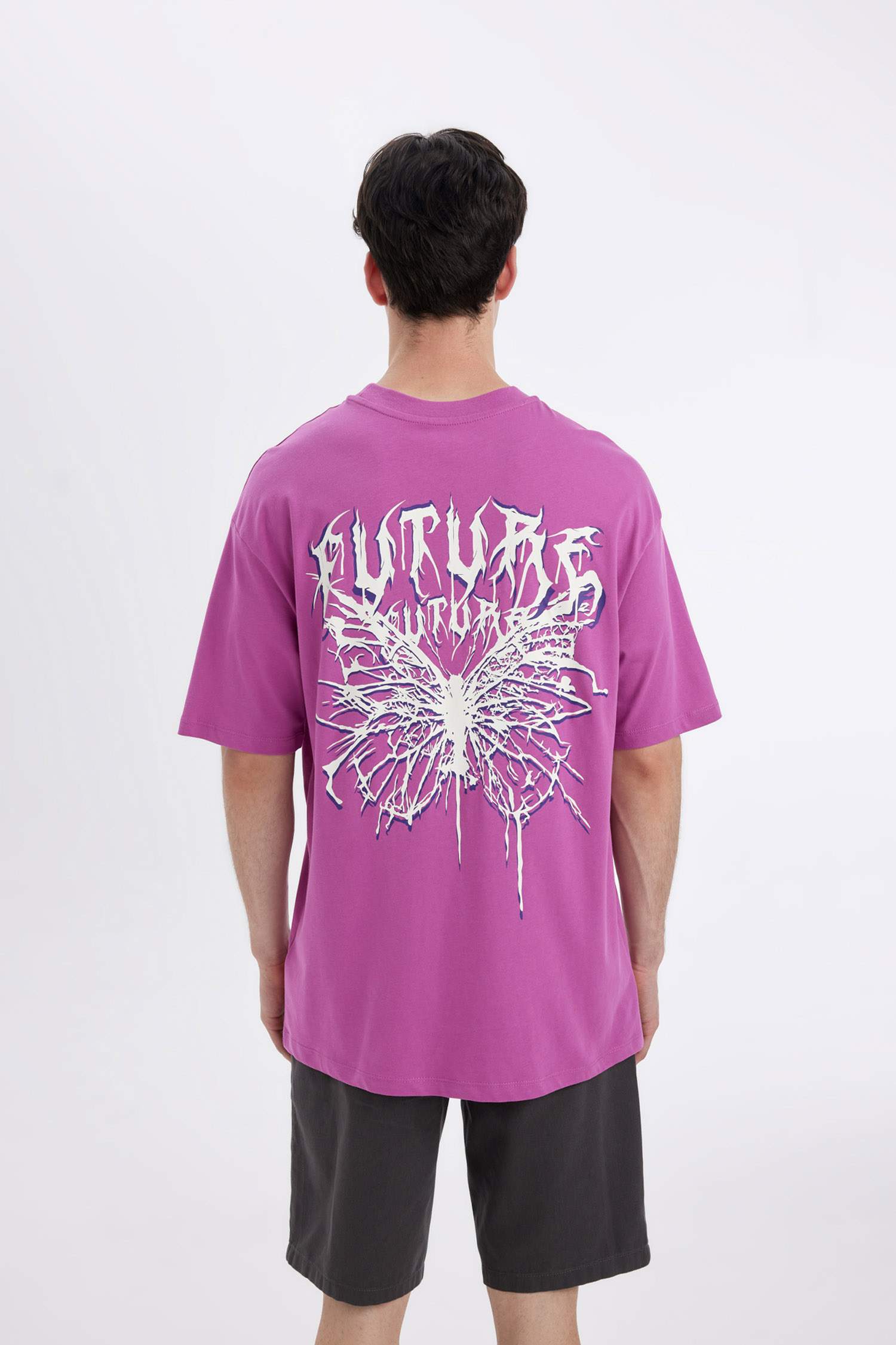 Comfort Fit Crew Neck Printed Short Sleeve T-Shirt