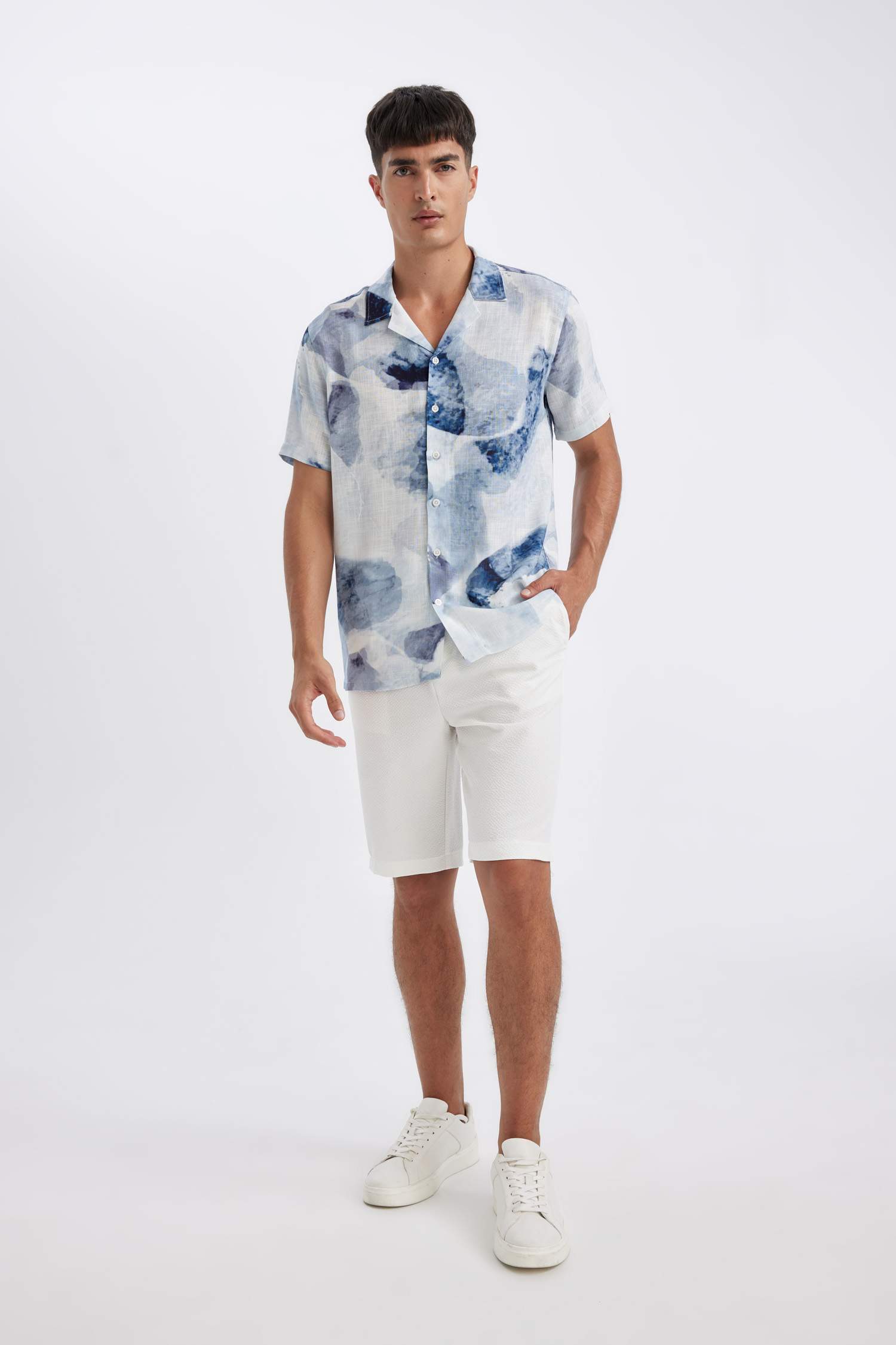 قميص بولو نص كم مودرن فيت