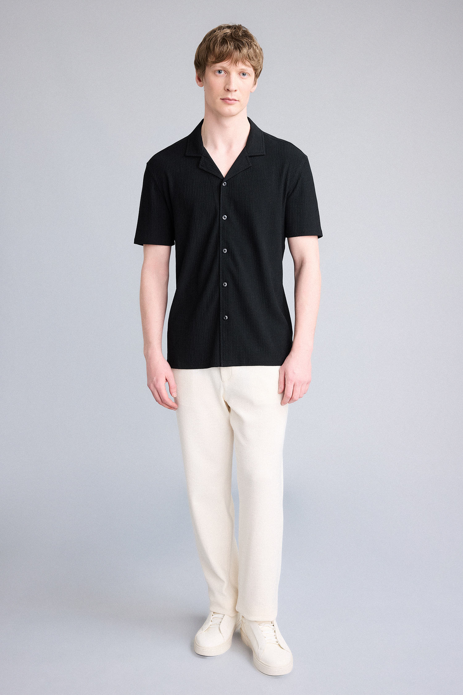 DeFacto Ultra Yumuşak Modern Fit Dokulu Penye Gömlek görsel 2