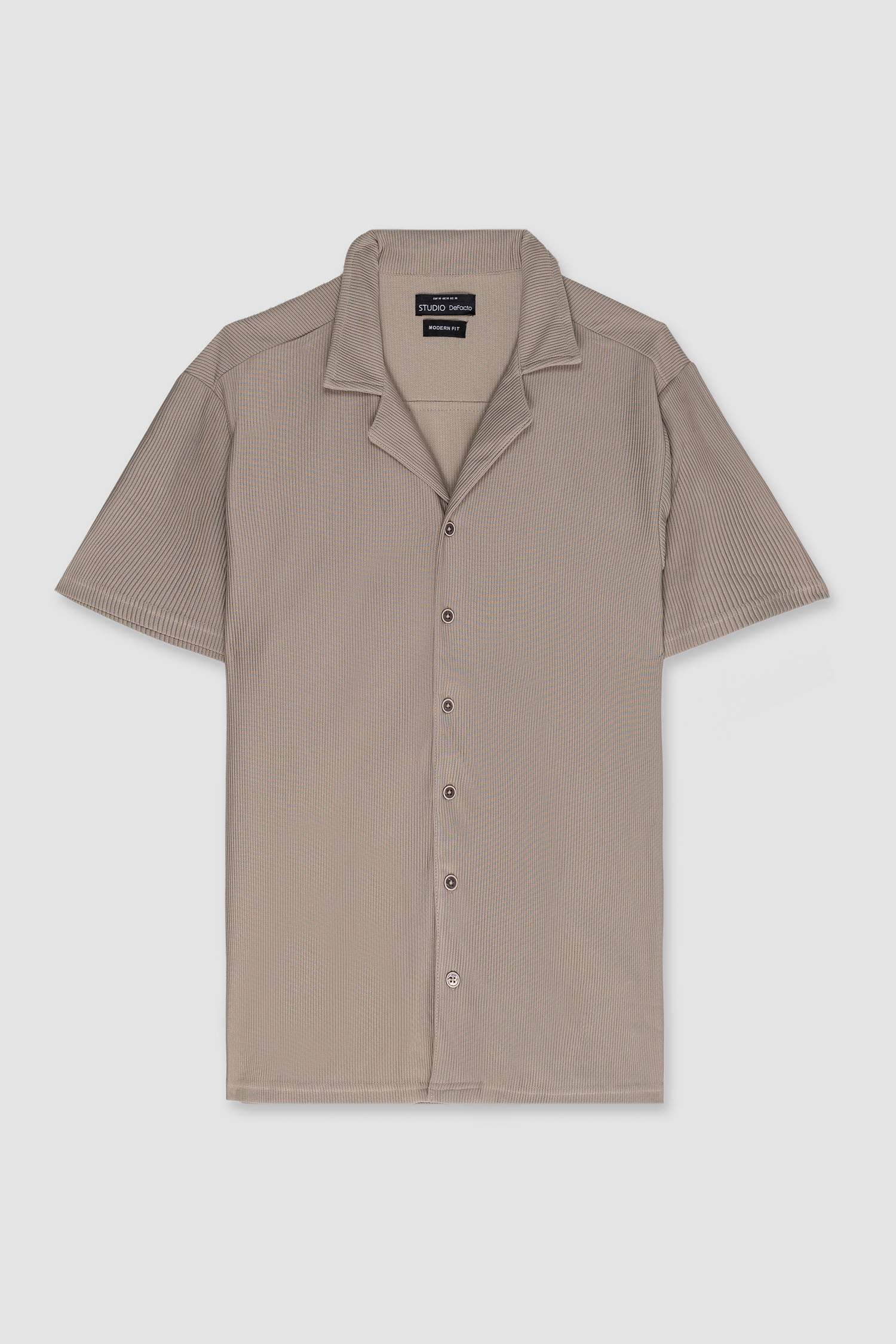 قميص بولو نص كم محبوك مودرن فيت