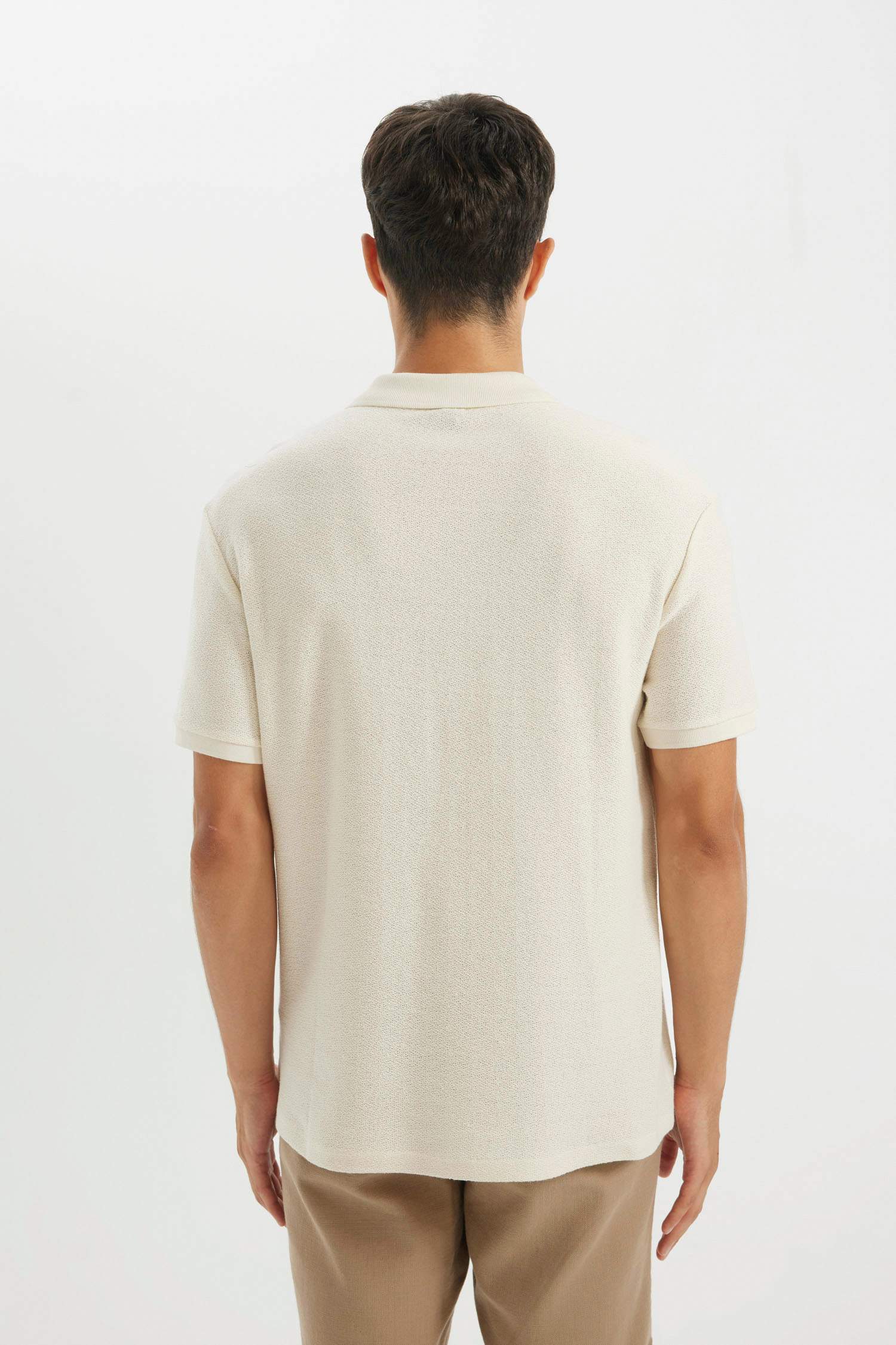 تيشيرت بولو كريب قصة عادية