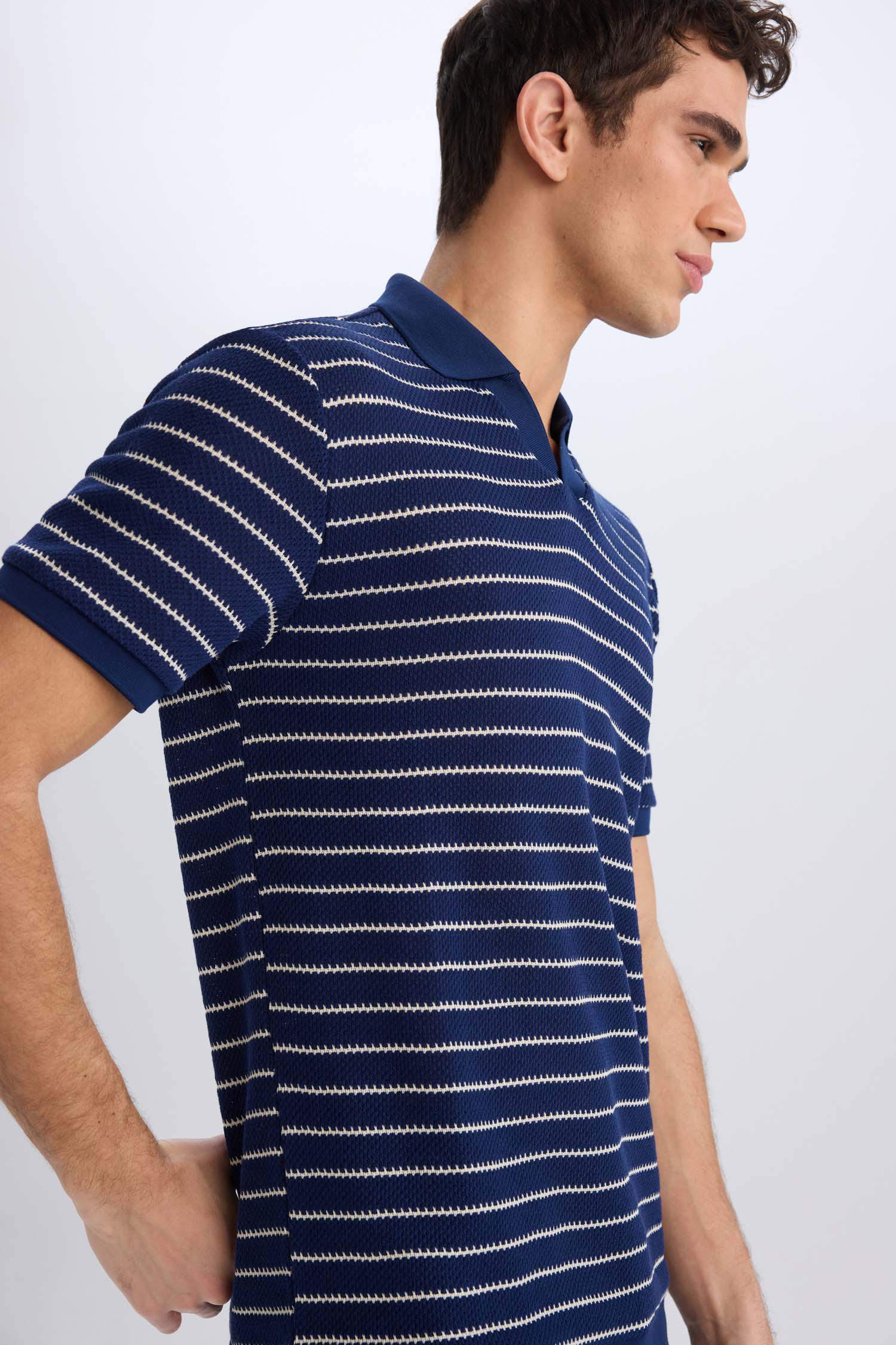 Regular Fit Polo Yaka Çizgili Triko Kısa Kollu Tişört