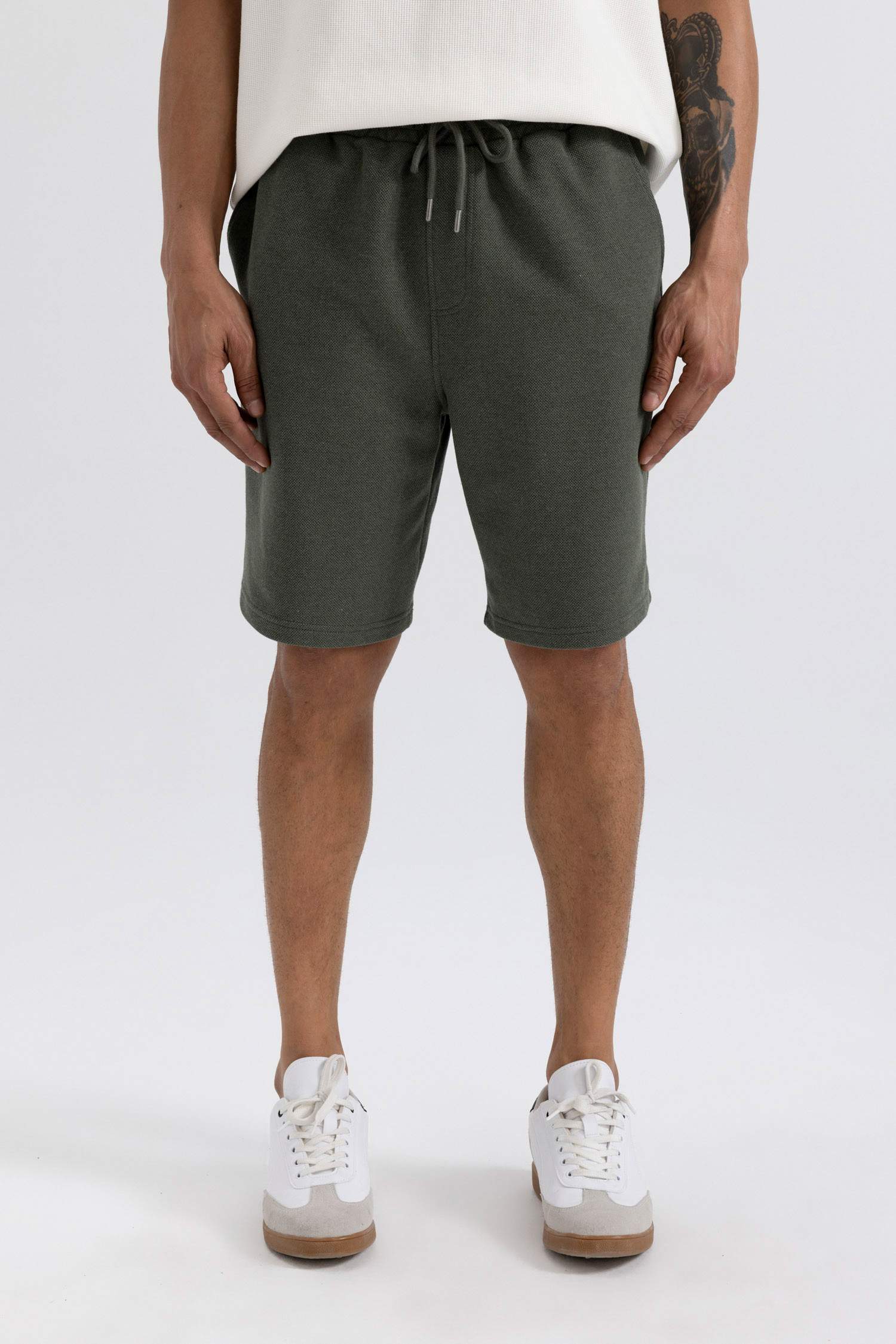 Slim Fit Pique Shorts