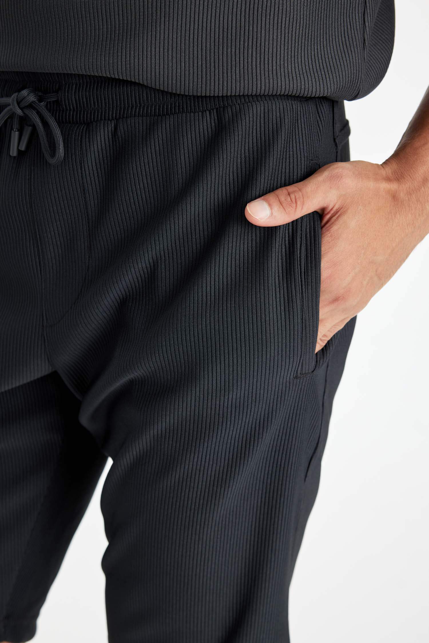 Short Bermuda à Coupe Régulière