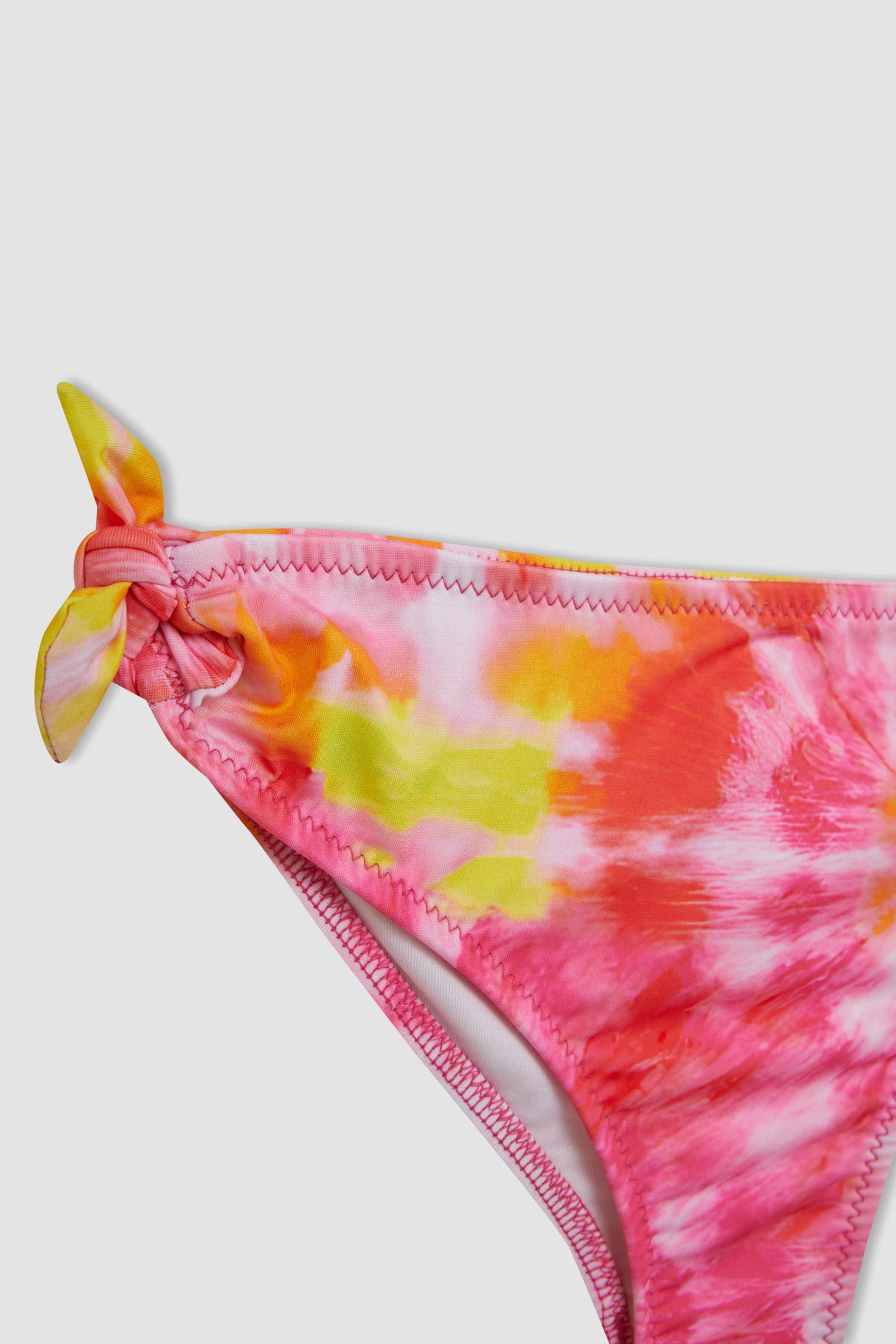 طقم بكيني بناتي - قطعتين