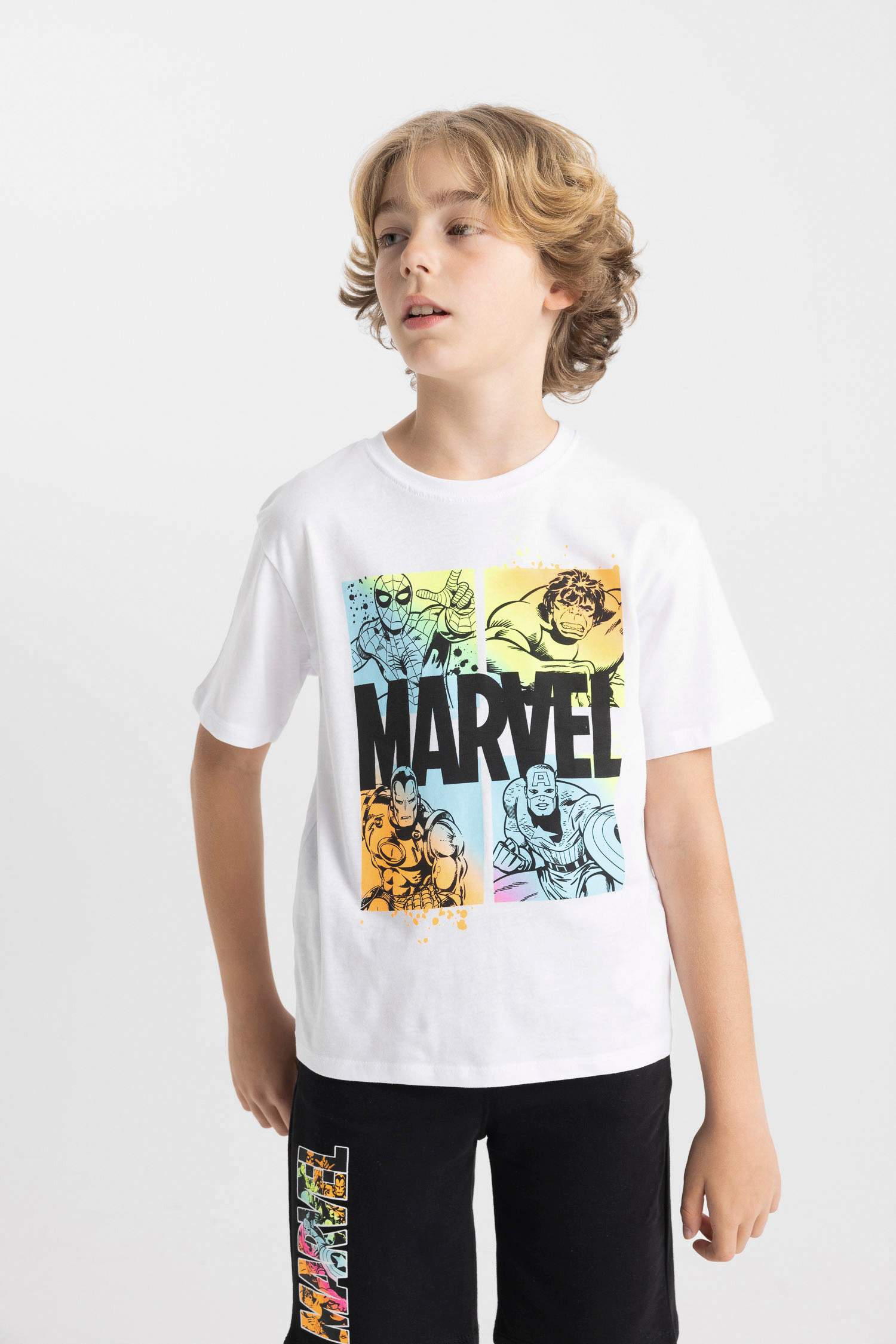 Boy Marvel Comics T-Shirt Shorts 2 Piece Set