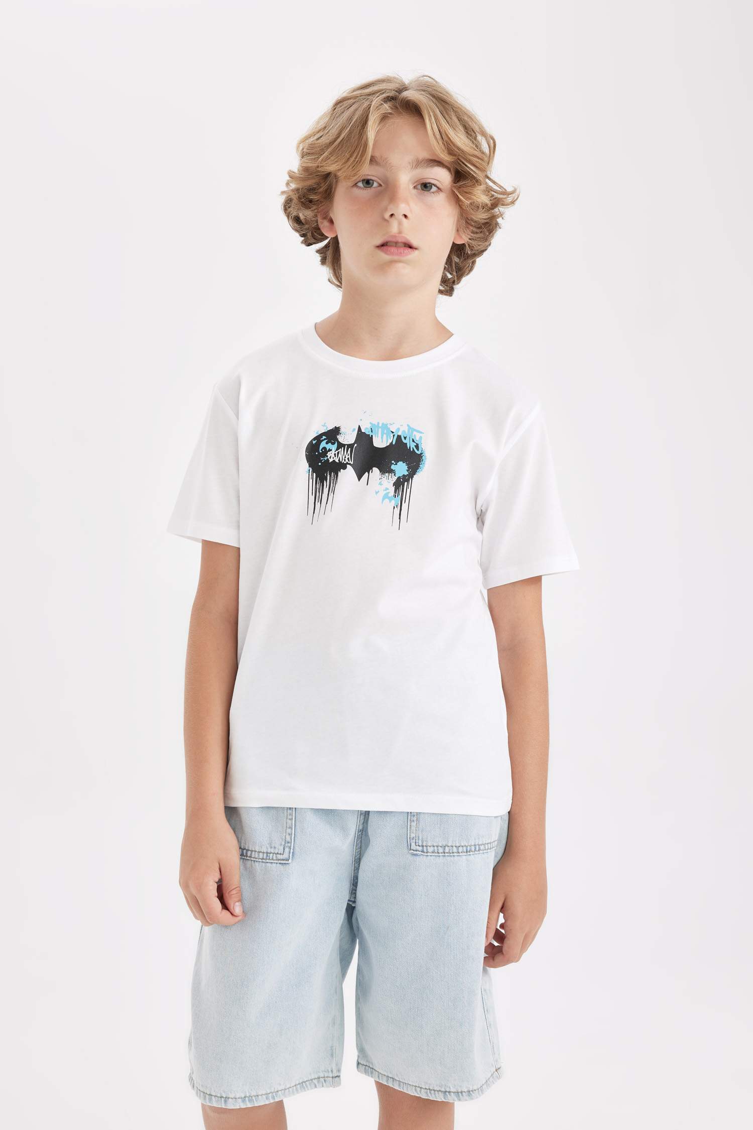 تيشيرت ولادي قصة عادية بياخة مستديرة من باتمان