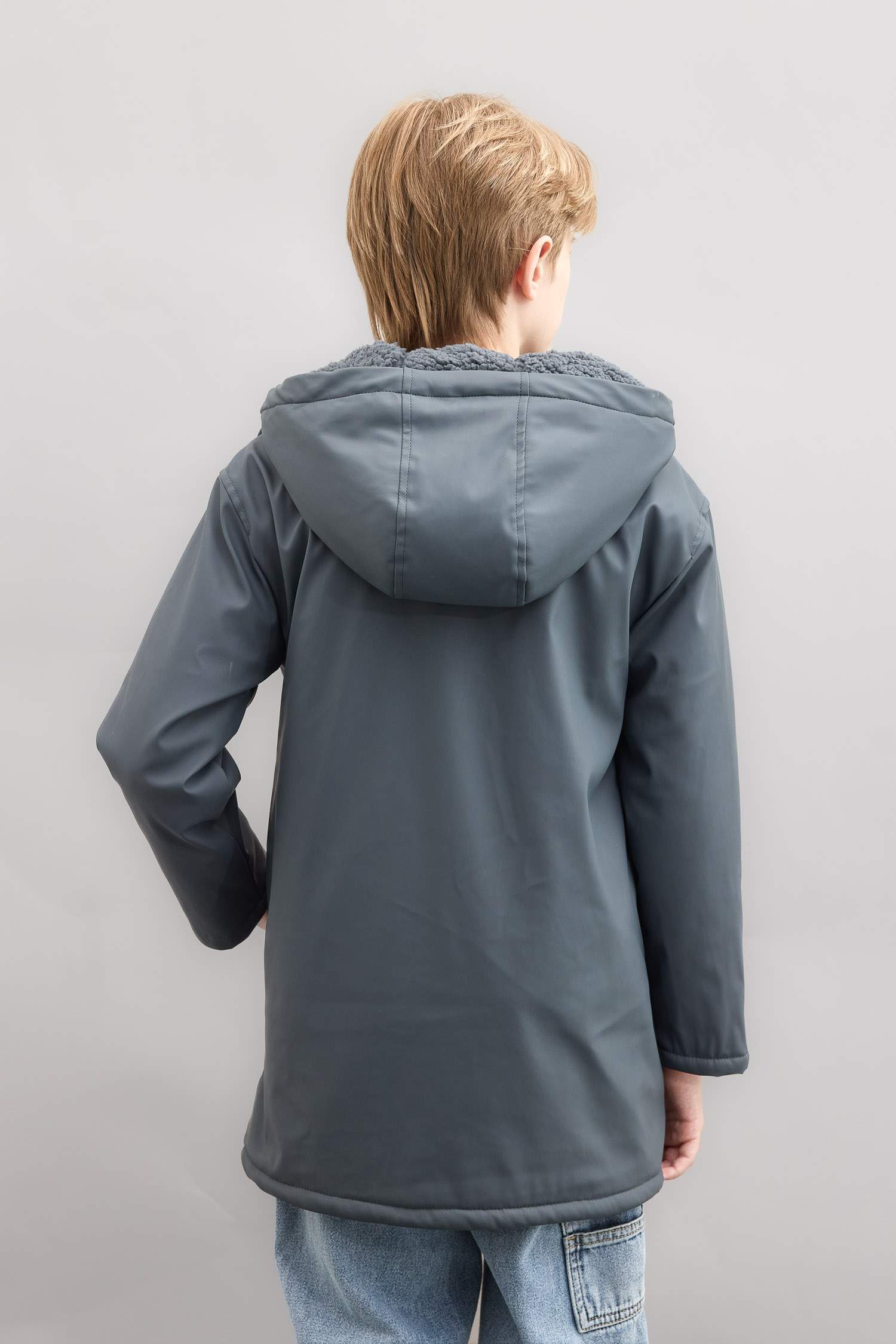 Erkek Çocuk Su İtici Kapüşonlu Pelüş Astar Yağmurluk