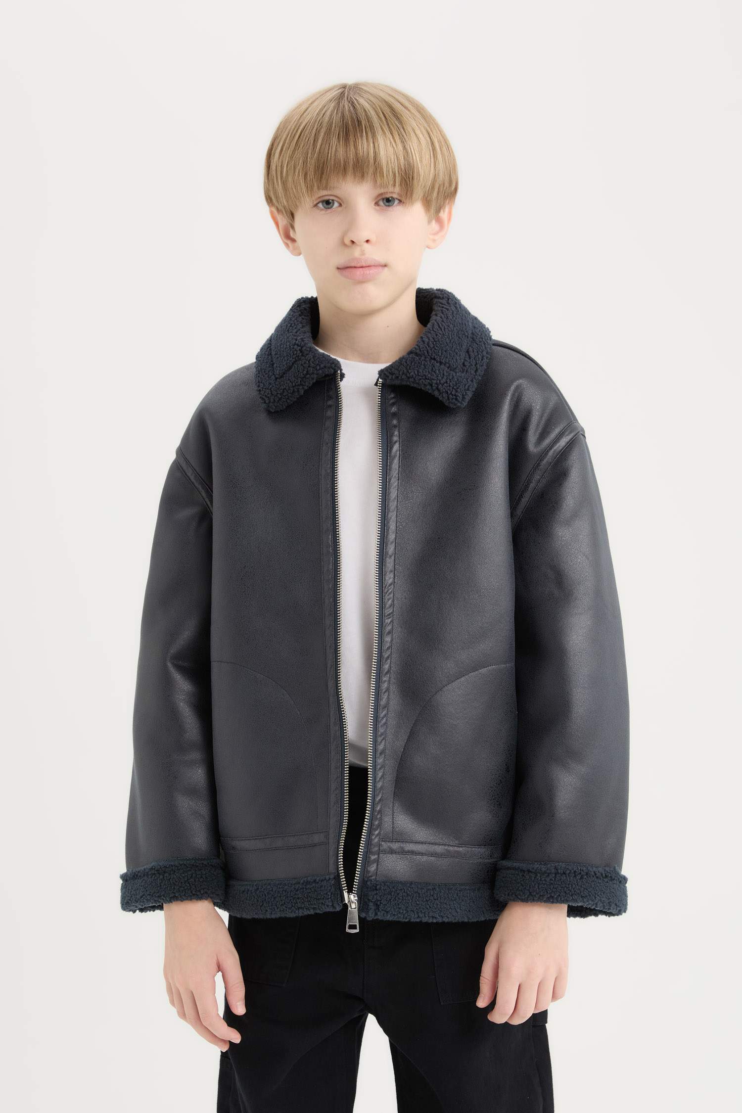 Erkek Çocuk Polo Yaka Pelüş Astar Mont