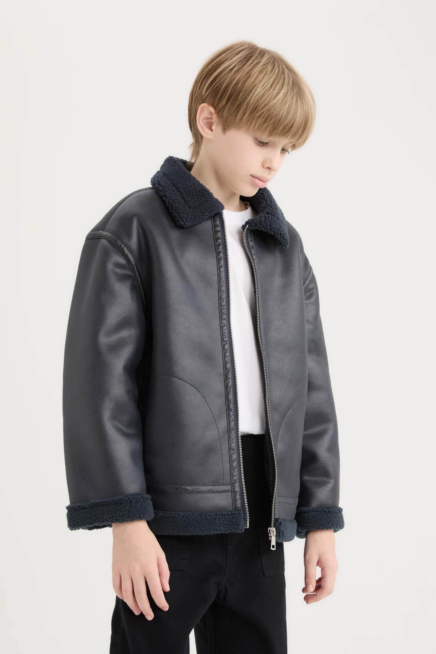 Erkek Çocuk Polo Yaka Pelüş Astar Mont