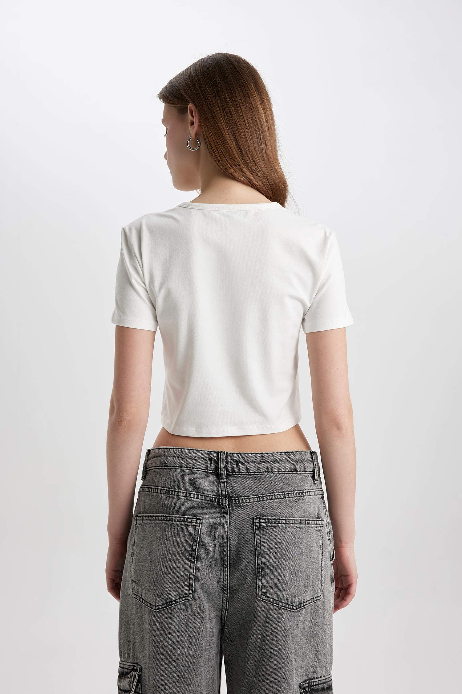 Slim Fit Crew Neck Short Sleeve T-Shirt