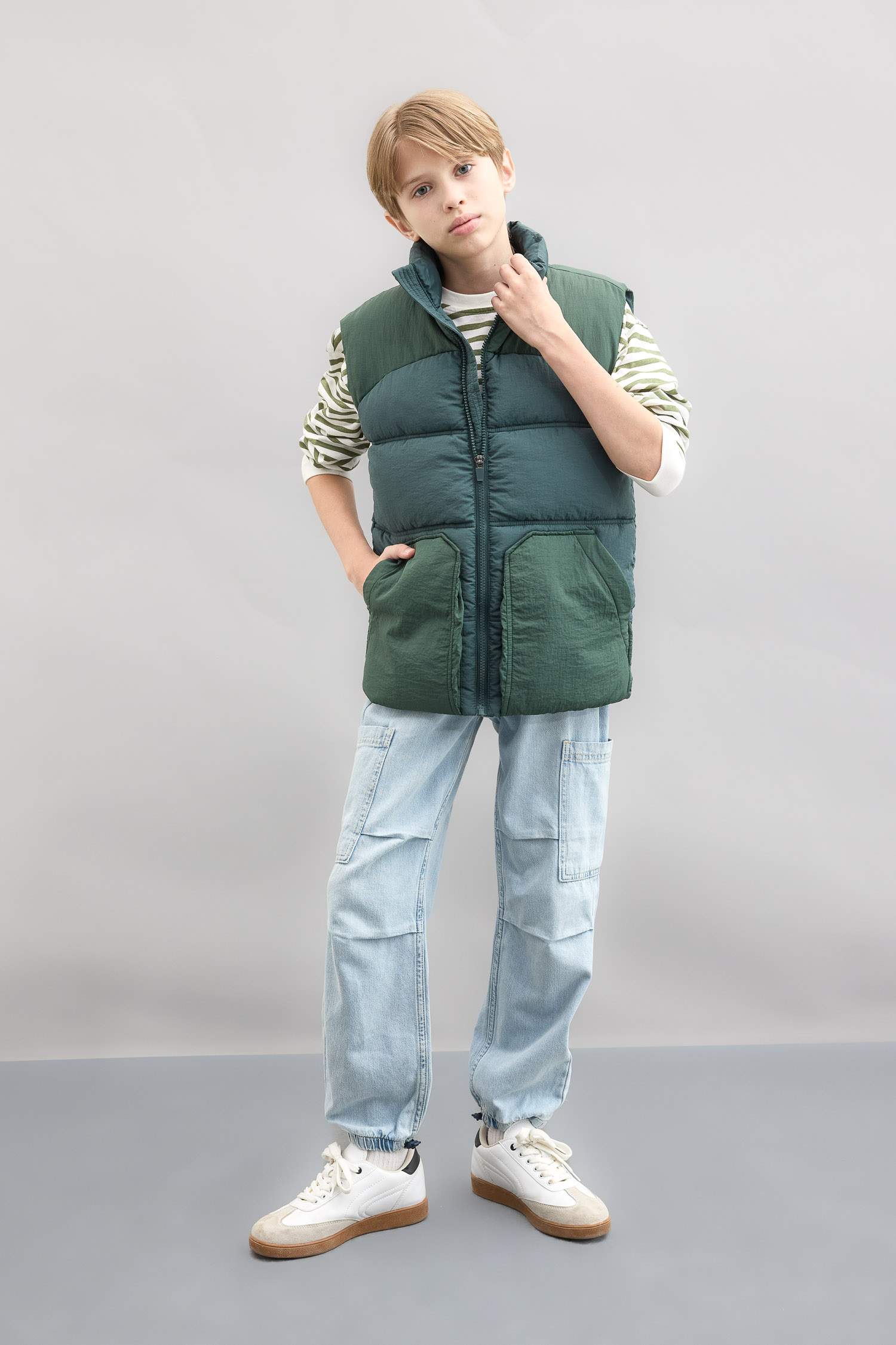 Gilet Doudoune à capuche imperméable zippé pour Garçon