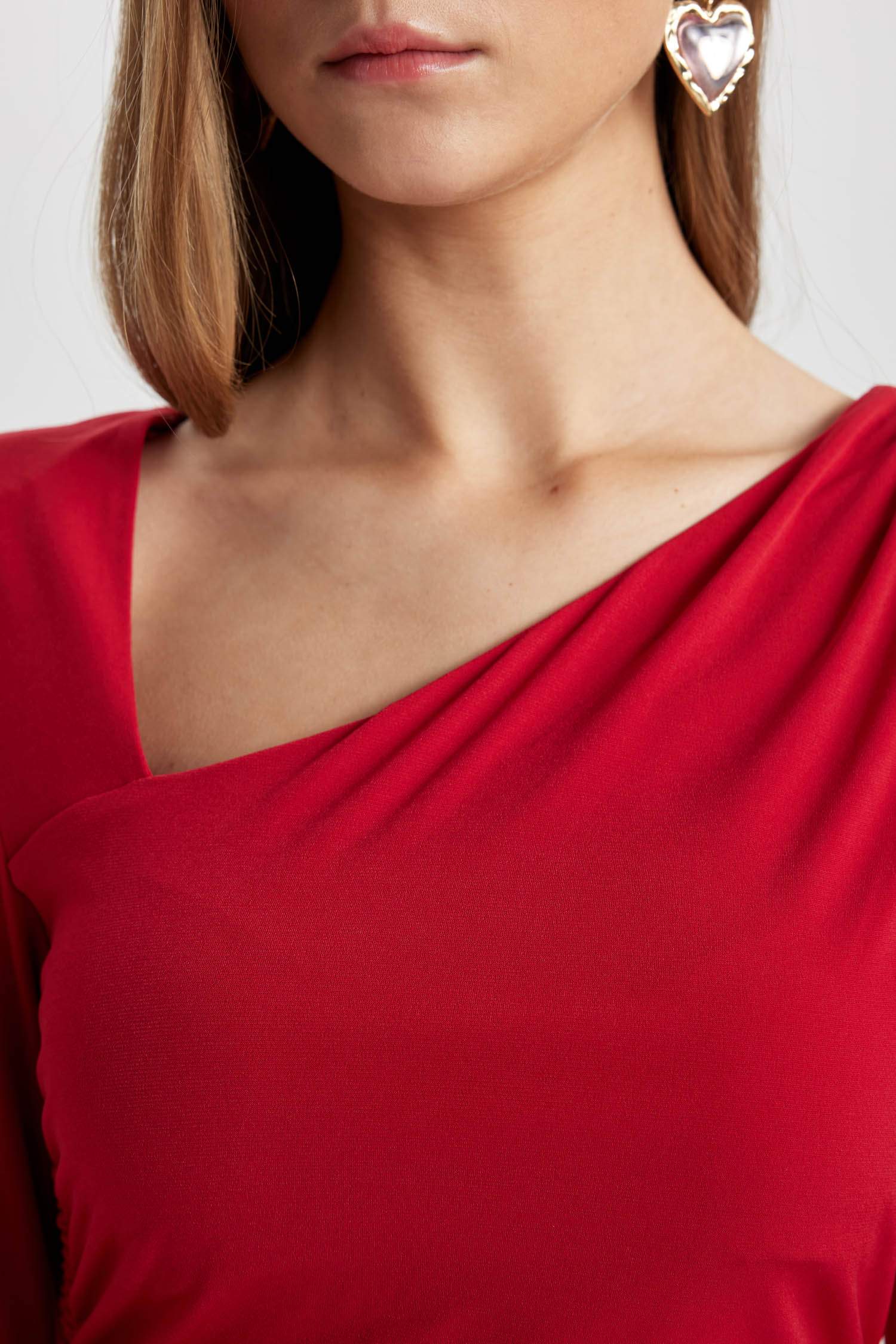 Bodycon Vücudu Saran Basic Düz Kayık Yaka Drapeli Uzun Kollu Mini Kırmızı Abiye Elbise