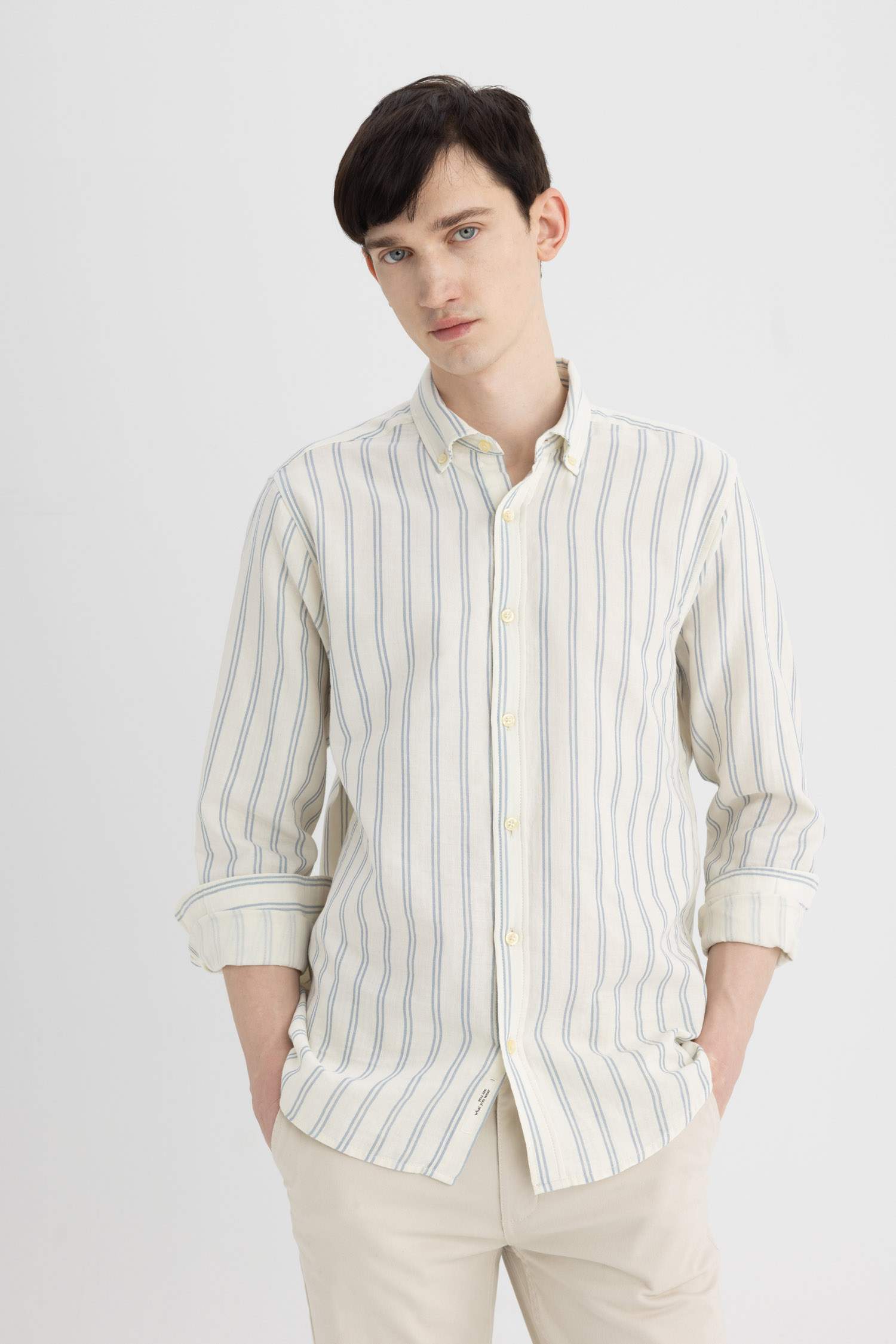 قميص مخطط بيج قطن كم طويل قصة عادية