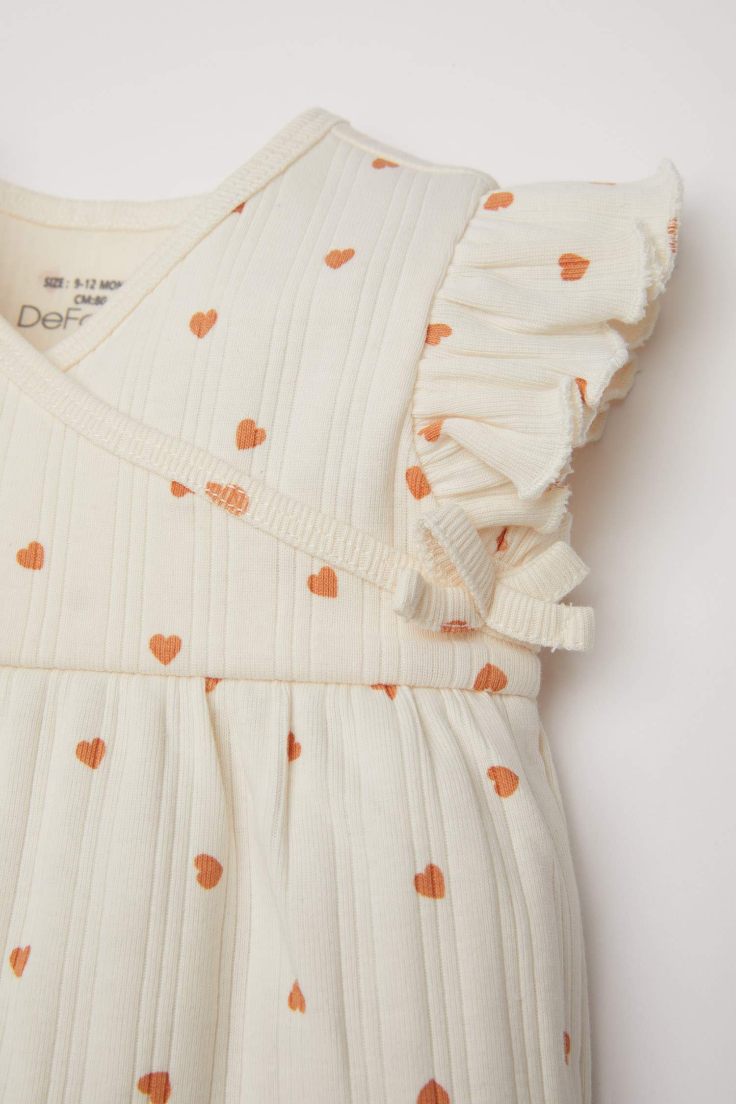 Baby Girl Heart Patterned Short Sleeve T-Shirt Panty 2 Piece Set