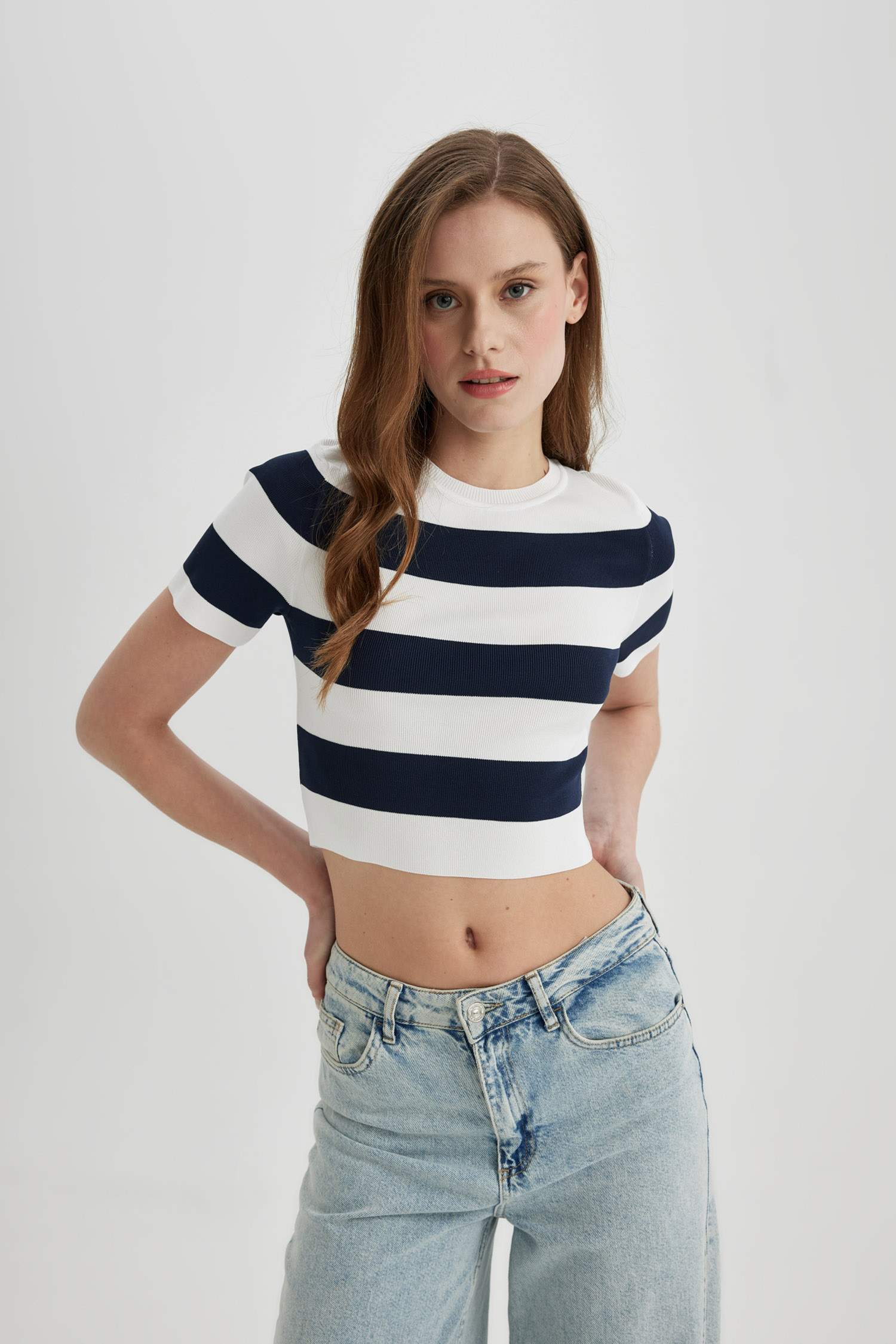 Striped Crew Neck Short Sleeve Knitwear Crop T-Shirt