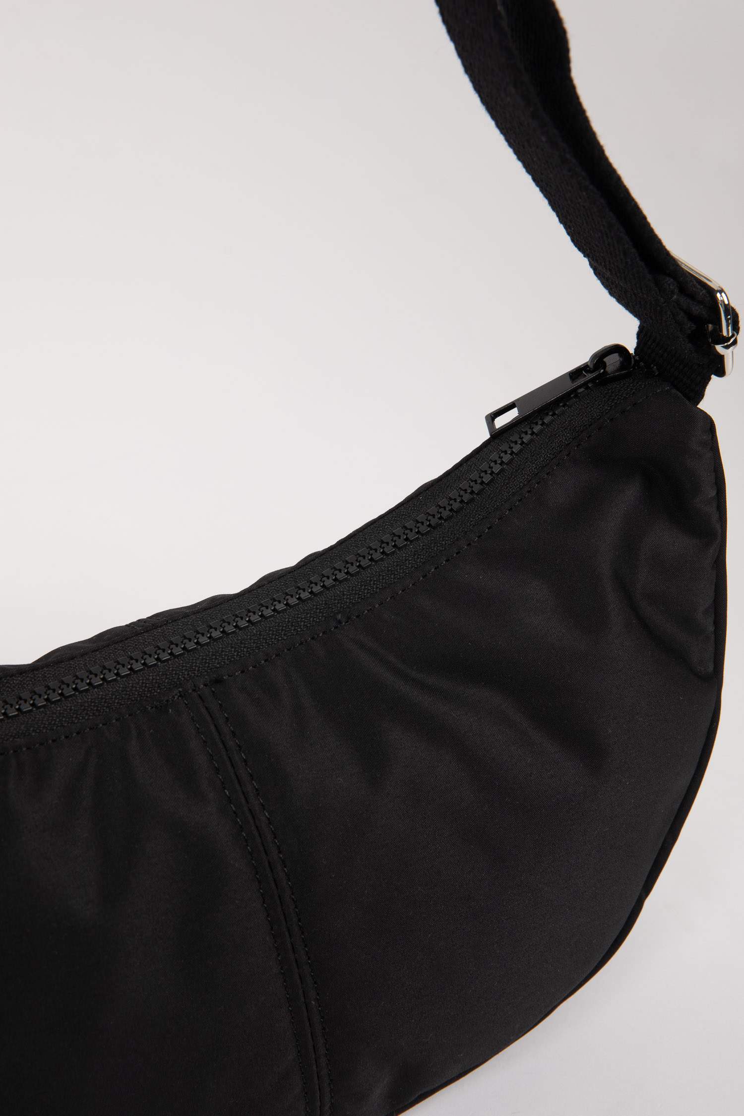 Kadın Çapraz Çanta