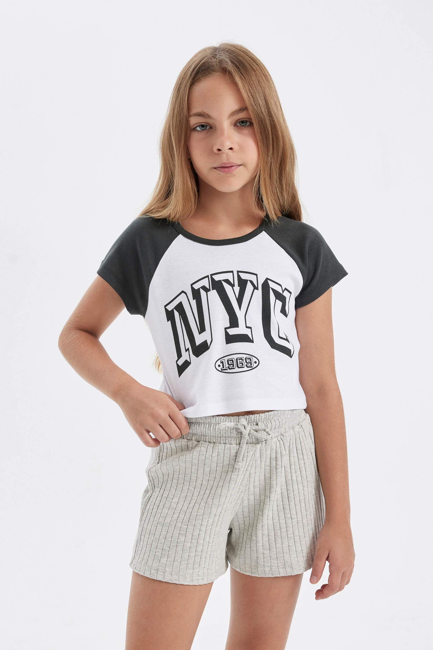 Girl Crew Neck Printed Crop T-Shirt