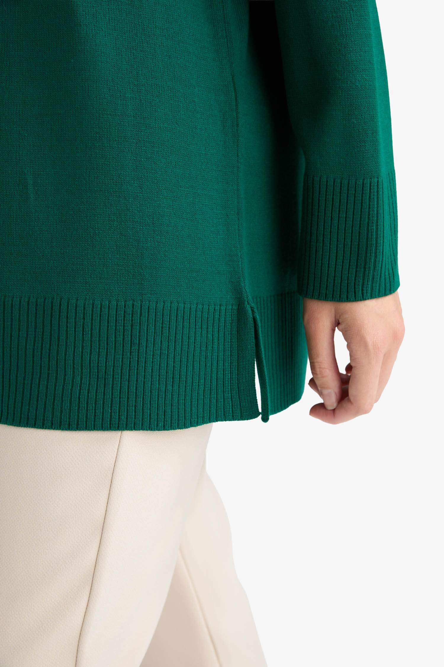 تونيك قصة عادية برقبة دائرية